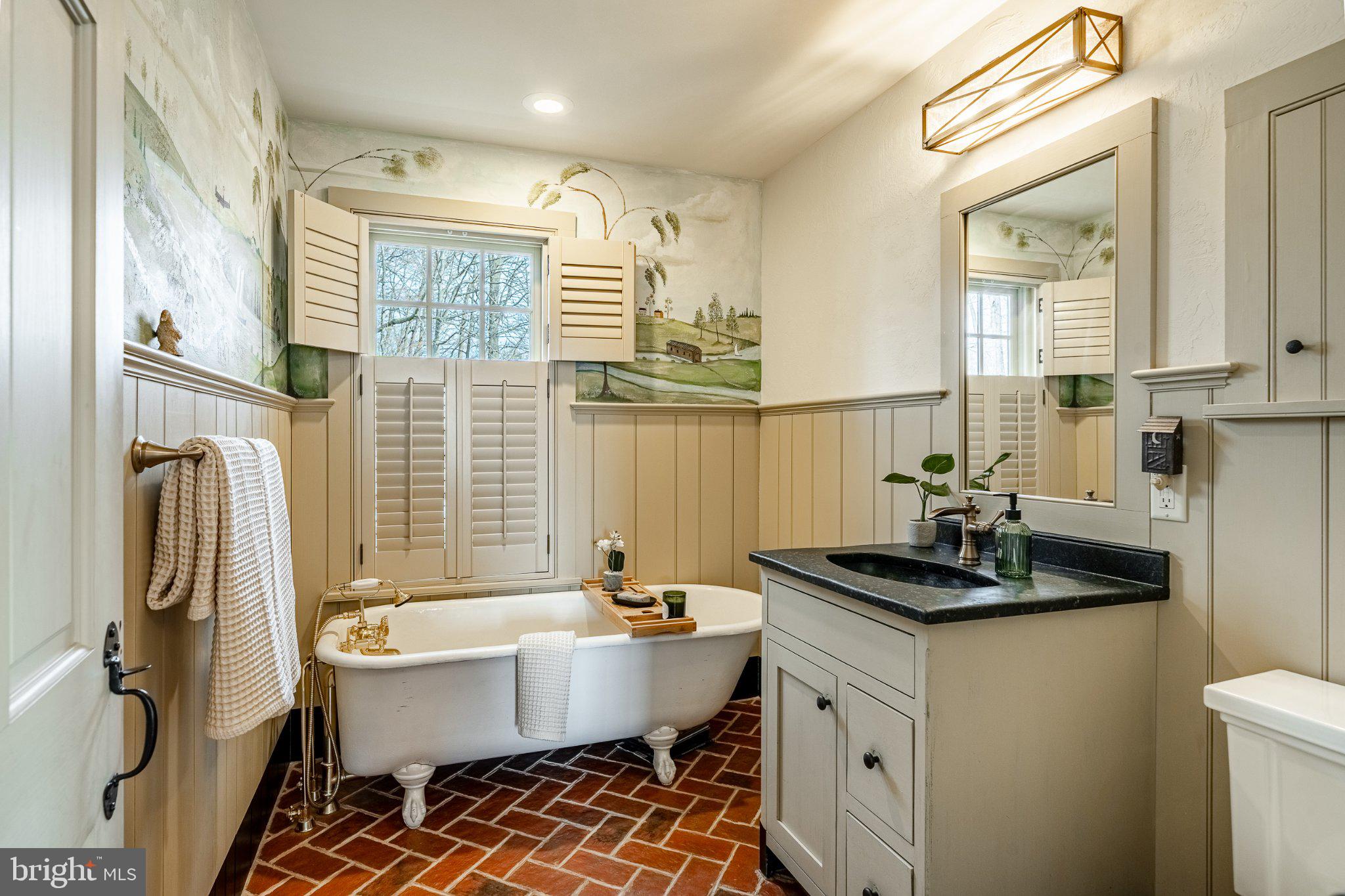 OLDEBULLTOWNVILLAGE - Residential