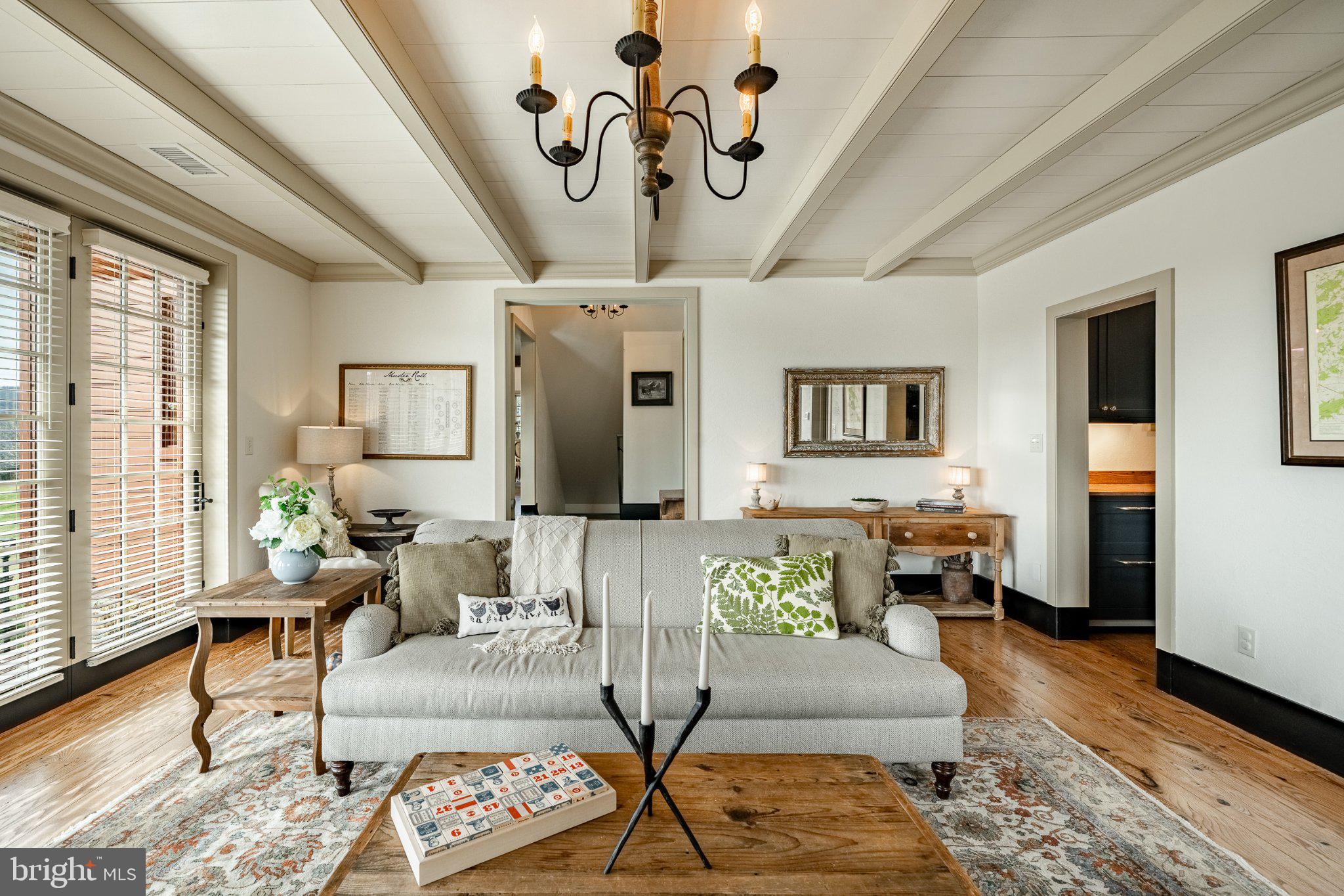 OLDEBULLTOWNVILLAGE - Residential