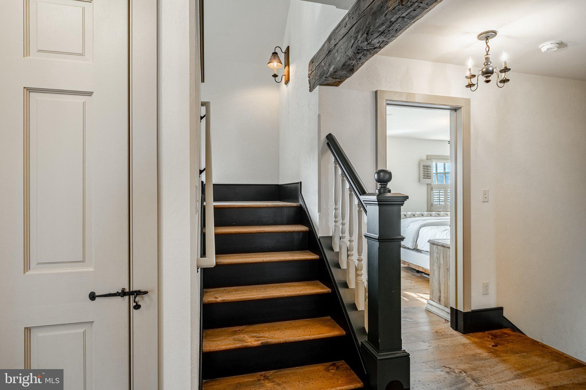 OLDEBULLTOWNVILLAGE - Residential