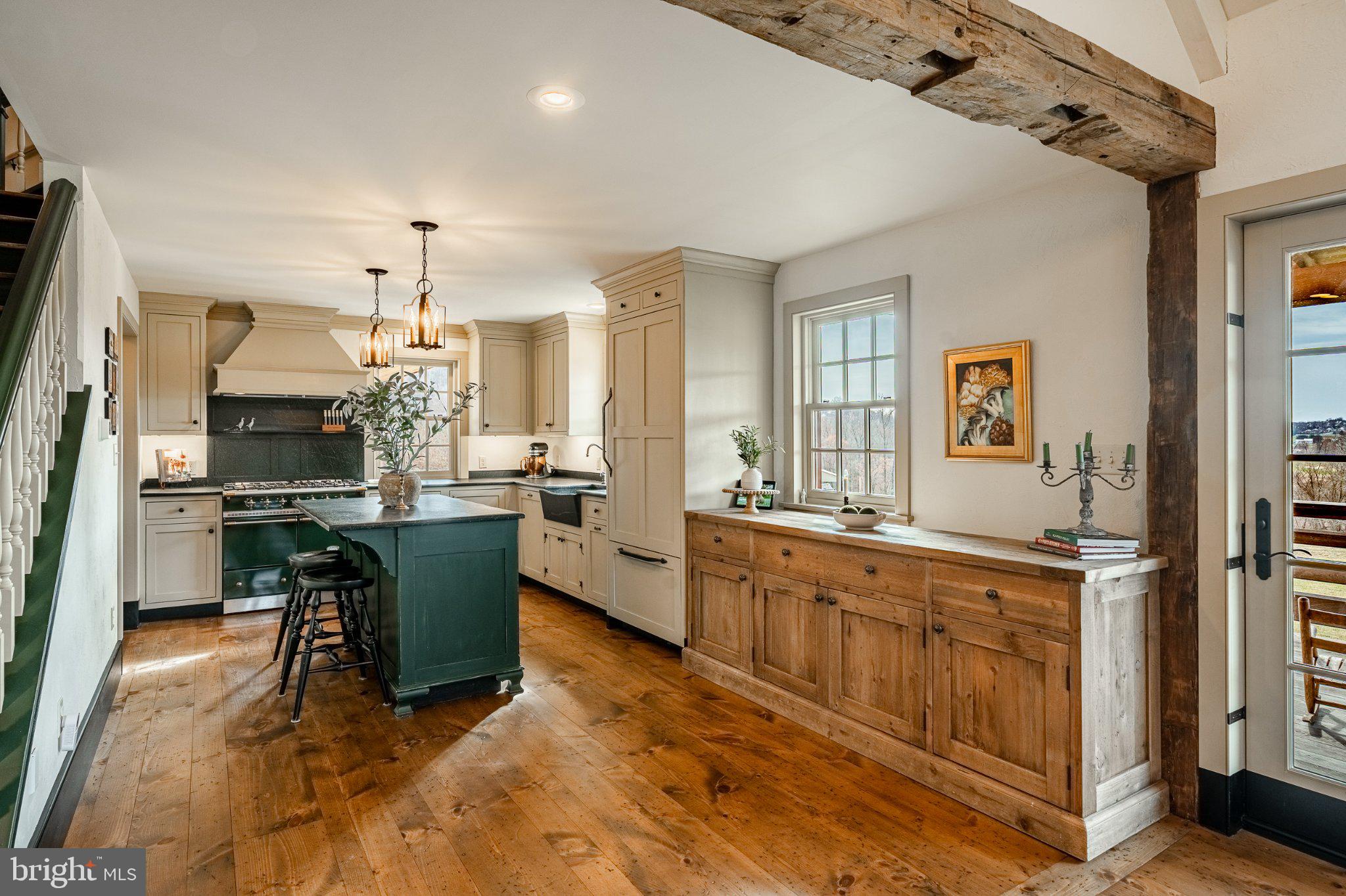 OLDEBULLTOWNVILLAGE - Residential