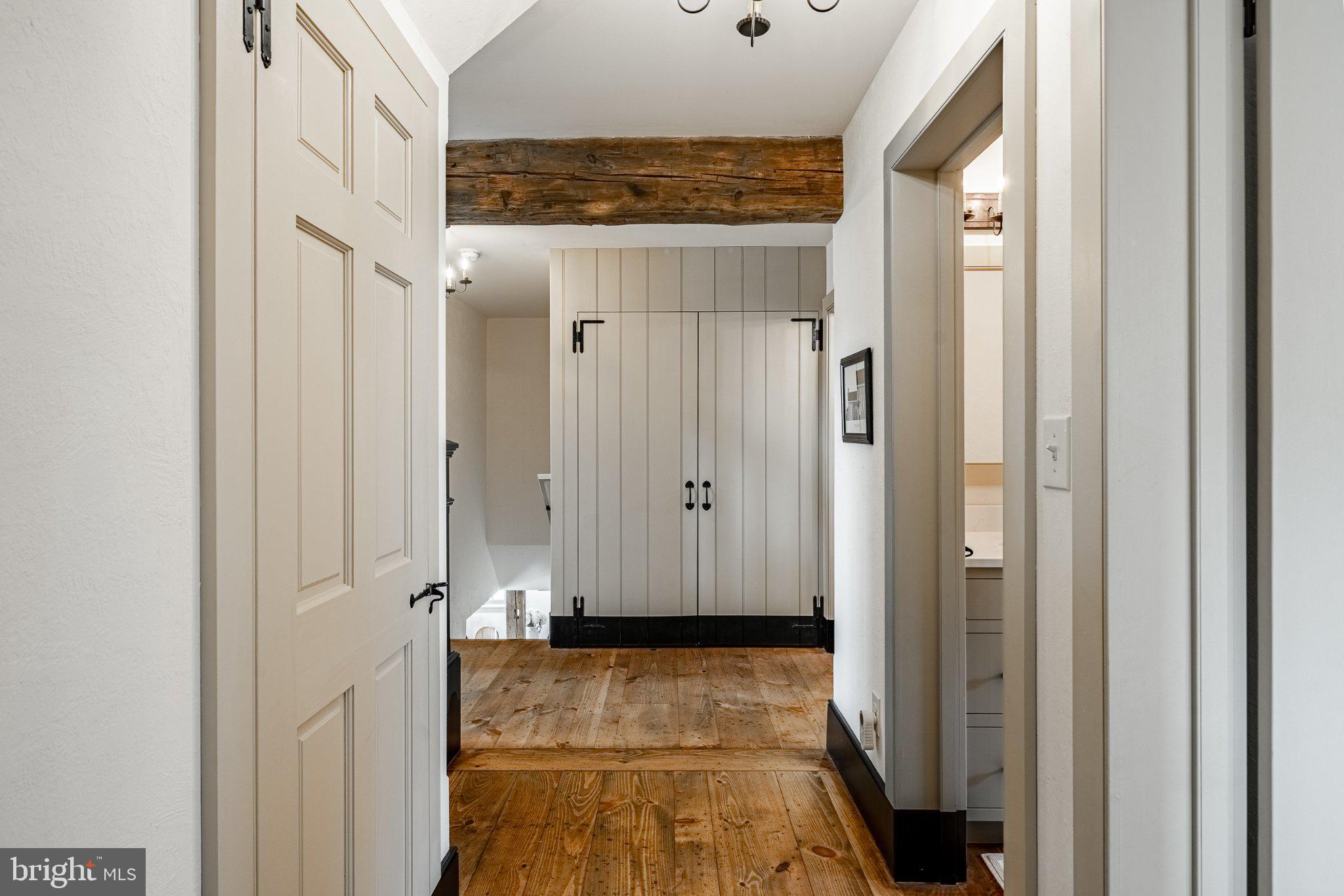 OLDEBULLTOWNVILLAGE - Residential