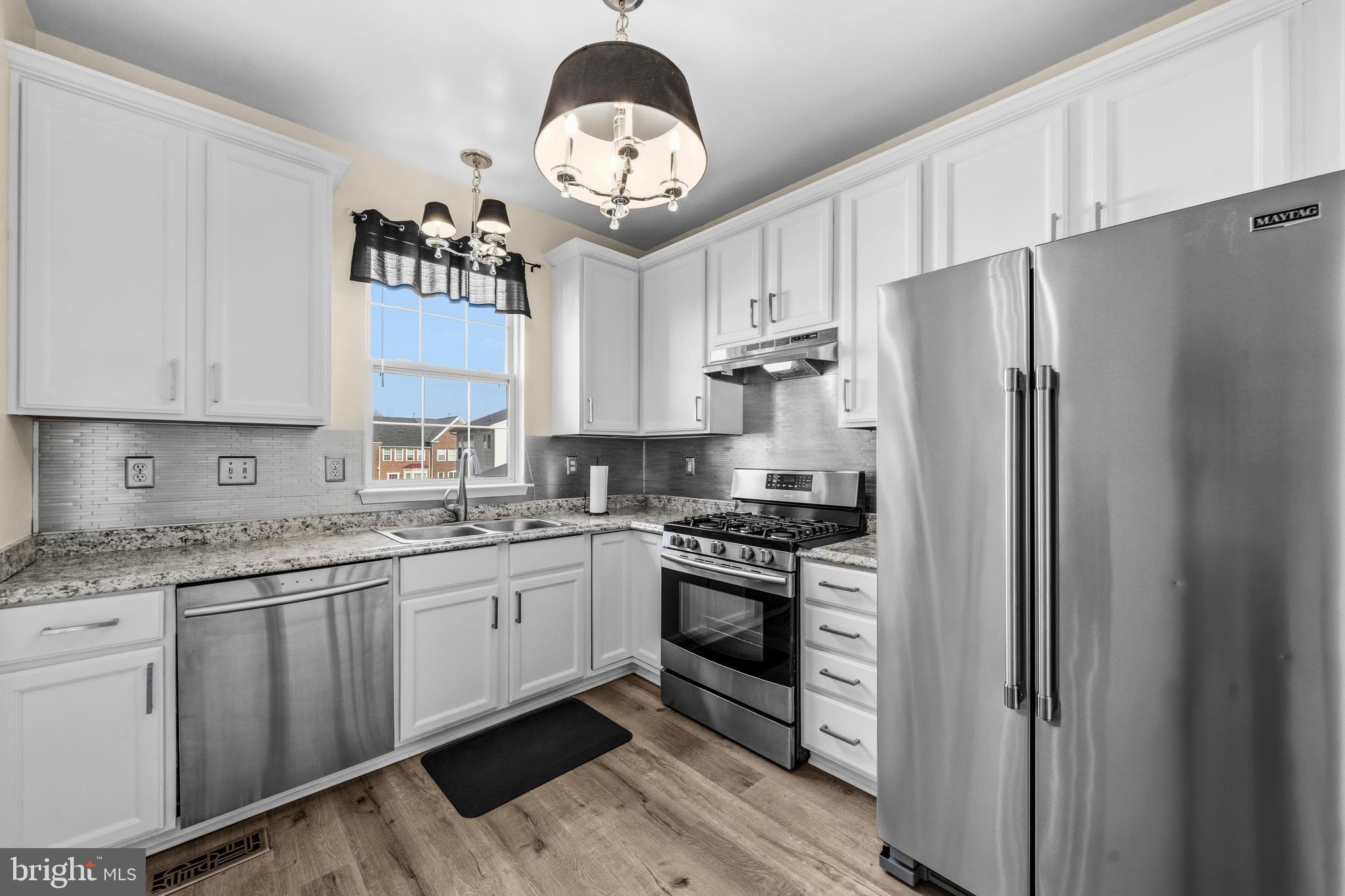 WOODVIEW VILLAGE WEST - Residential