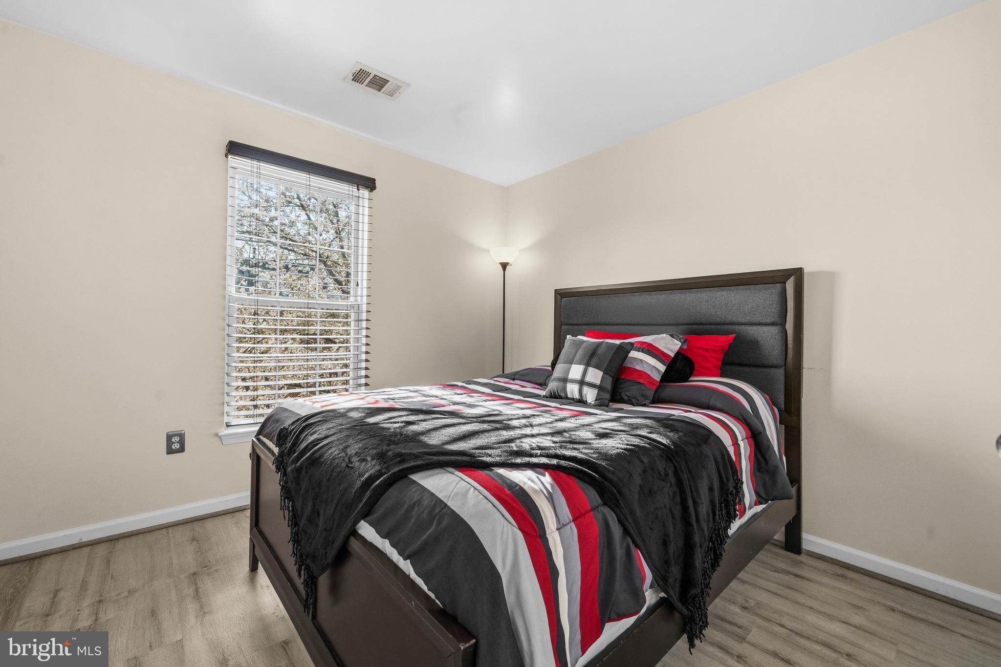 WOODVIEW VILLAGE WEST - Residential