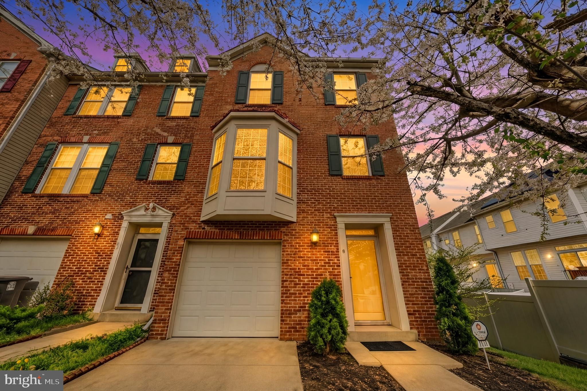 WOODVIEW VILLAGE WEST - Residential