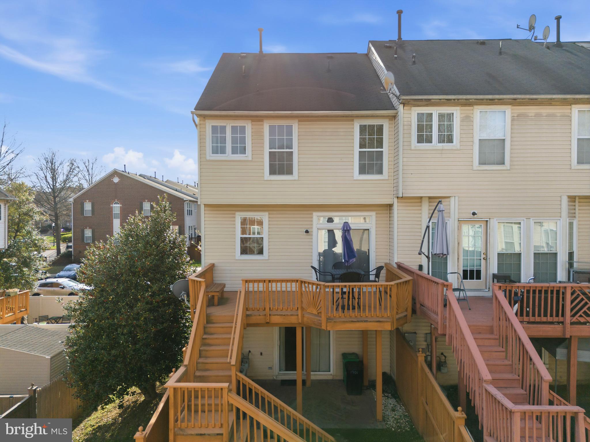 WOODVIEW VILLAGE WEST - Residential