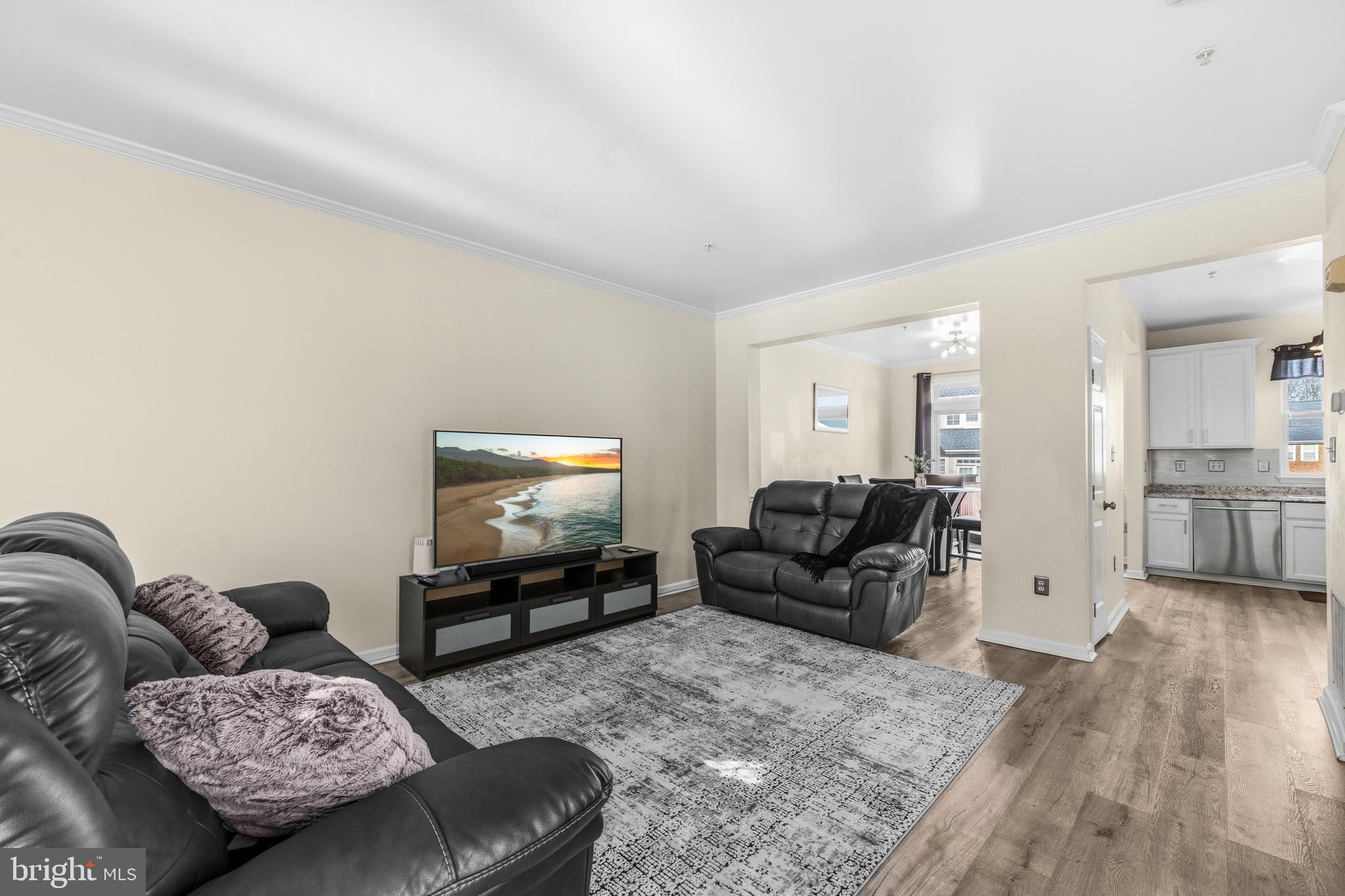 WOODVIEW VILLAGE WEST - Residential