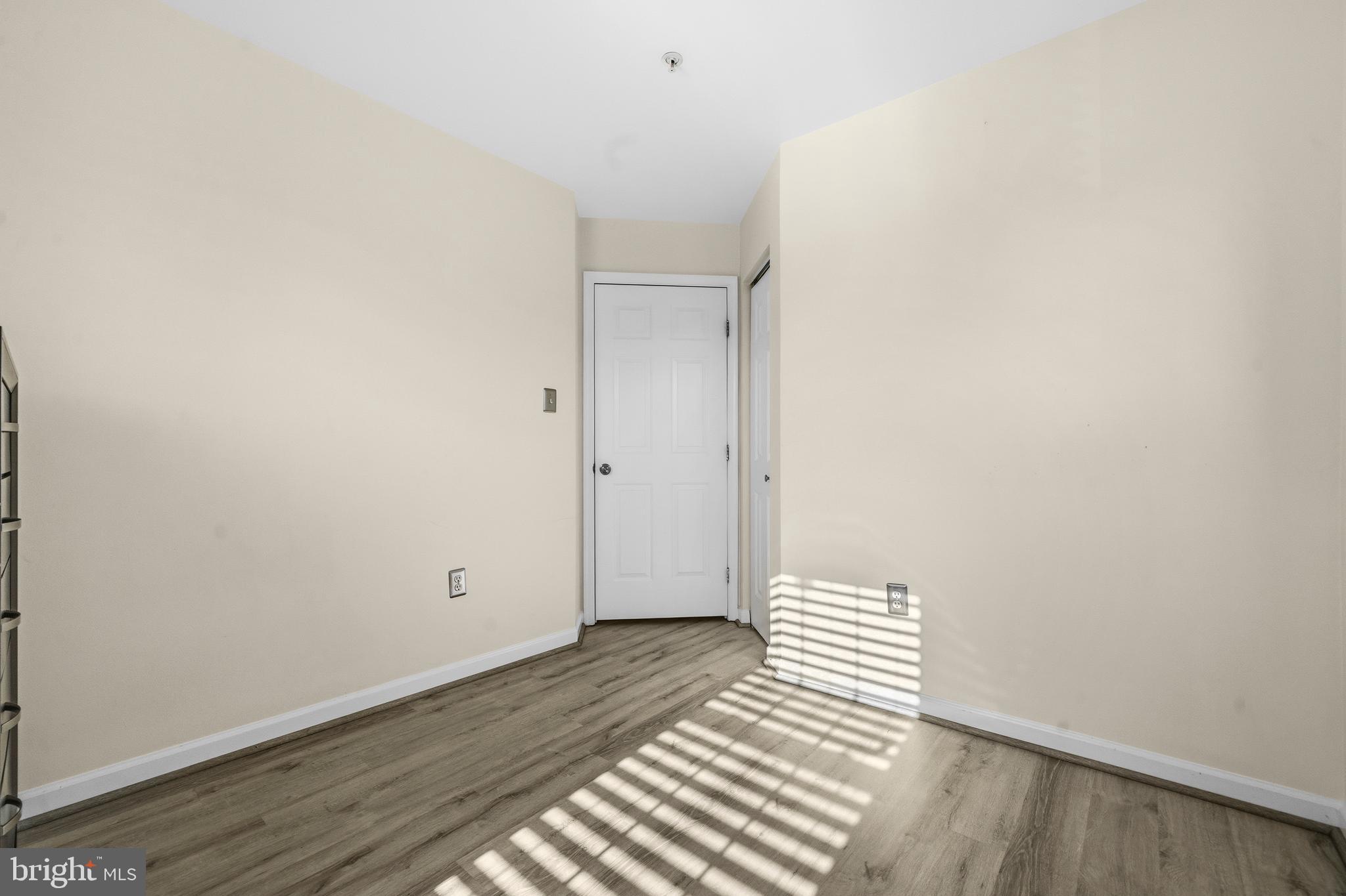 WOODVIEW VILLAGE WEST - Residential