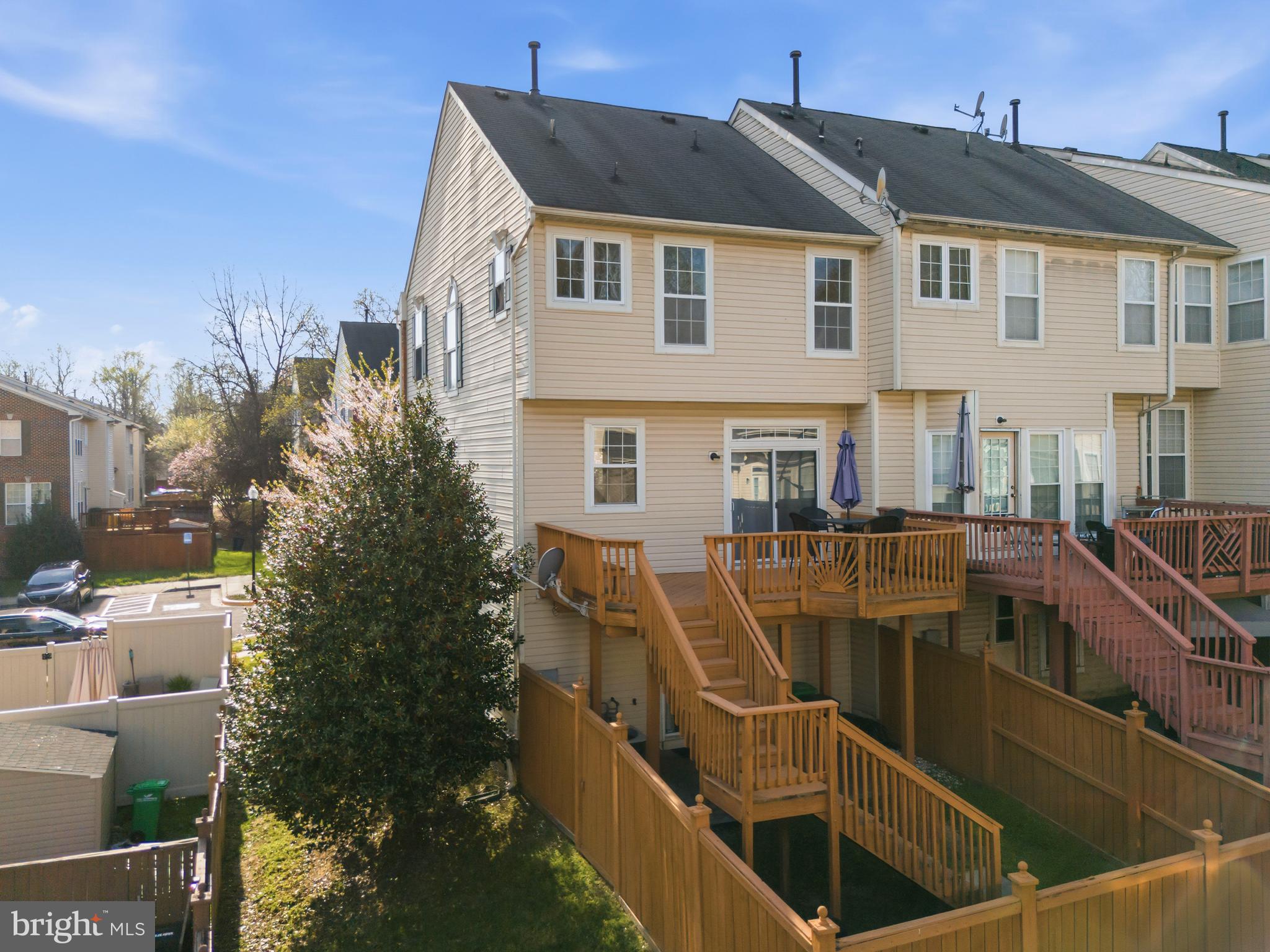 WOODVIEW VILLAGE WEST - Residential