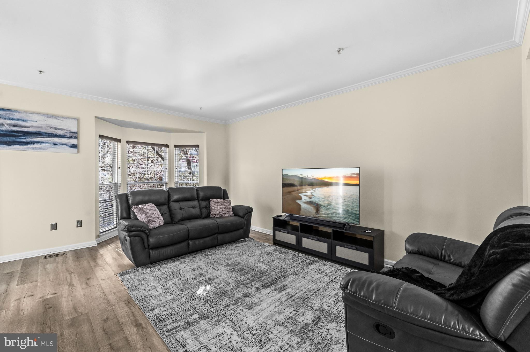 WOODVIEW VILLAGE WEST - Residential