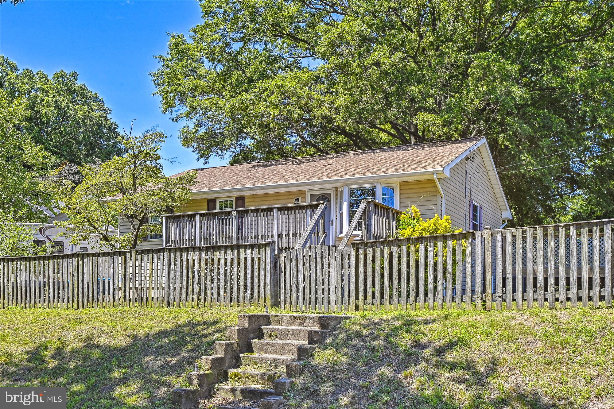 VENICE ON THE BAY - Residential