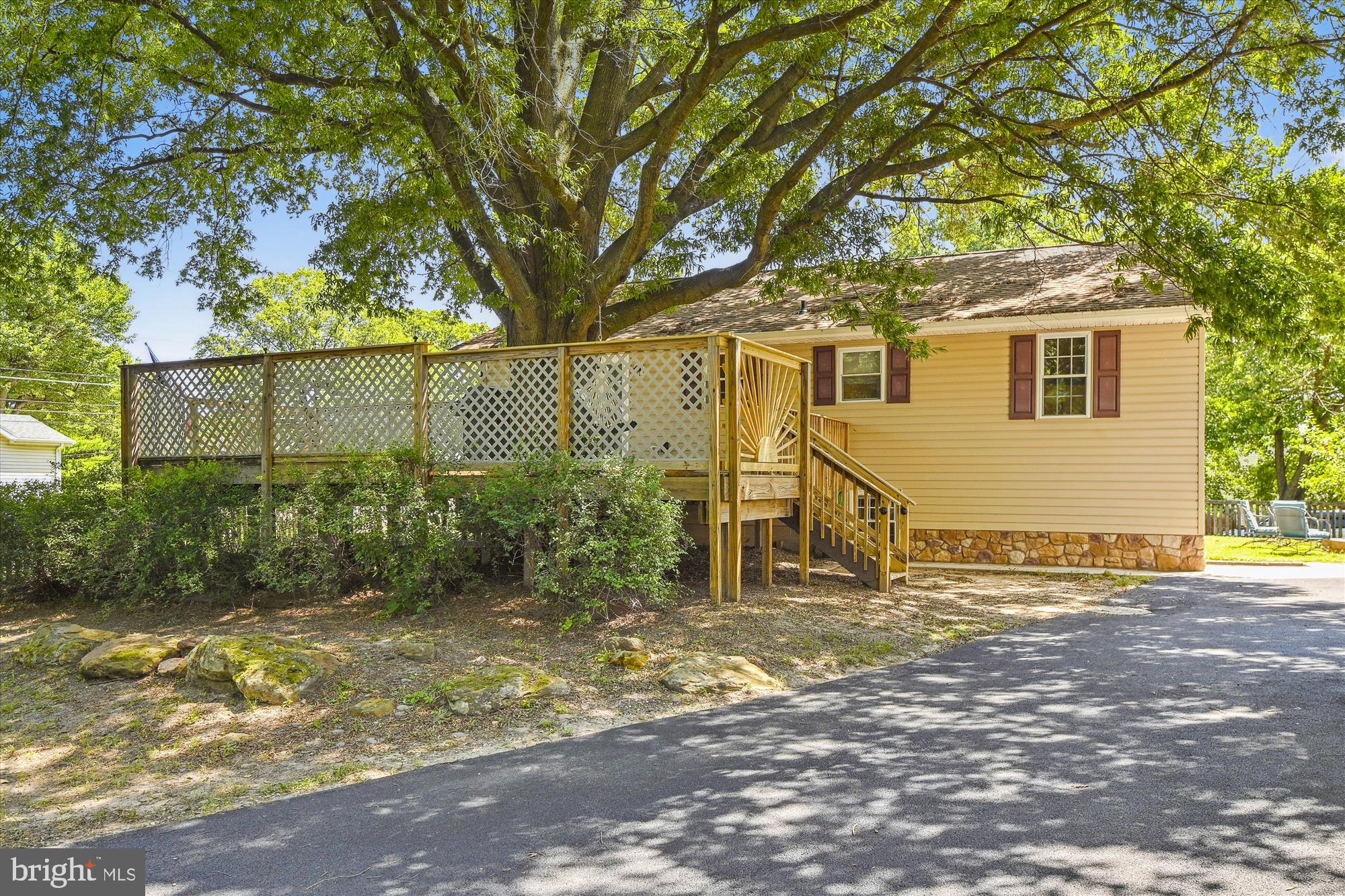 VENICE ON THE BAY - Residential