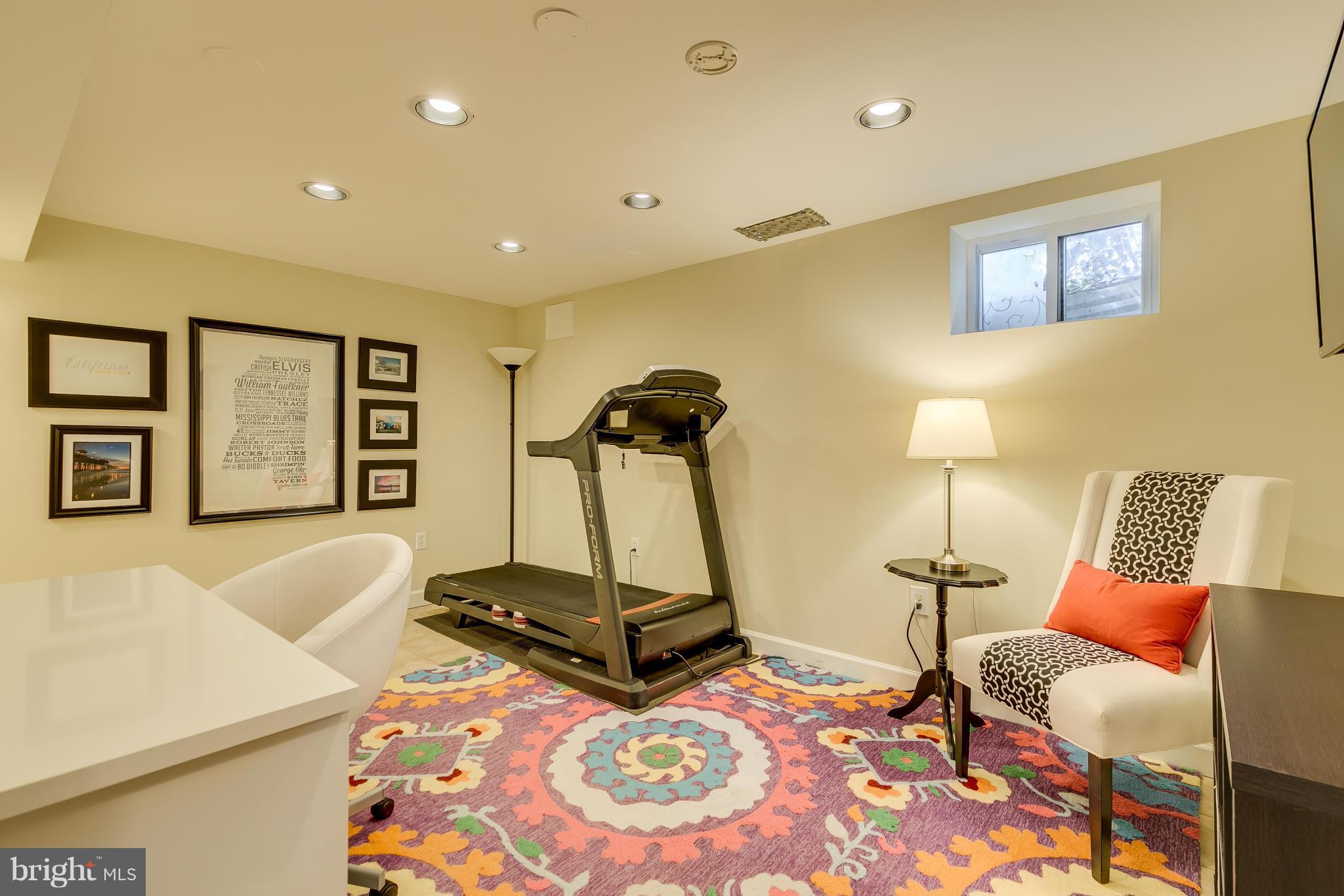 RIVER TERRACE - Residential