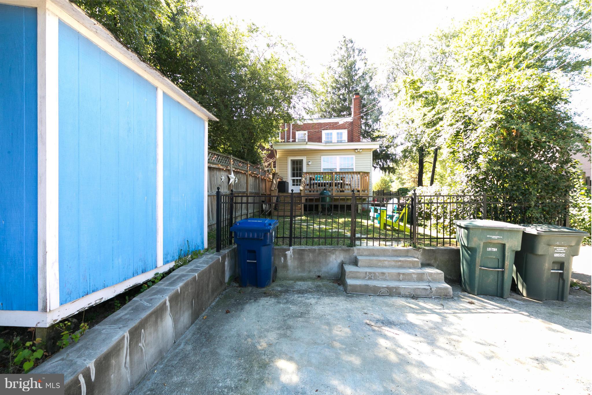 RIVER TERRACE - Residential