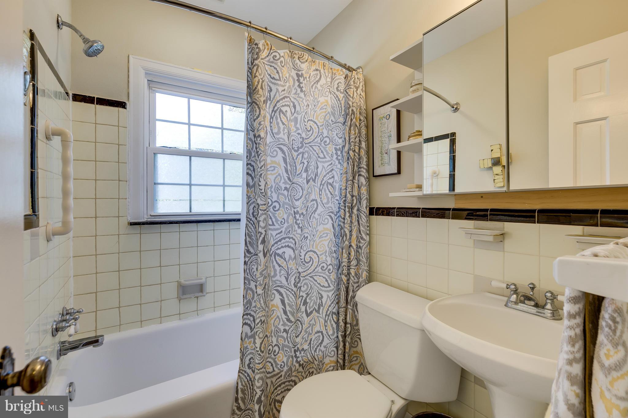 RIVER TERRACE - Residential