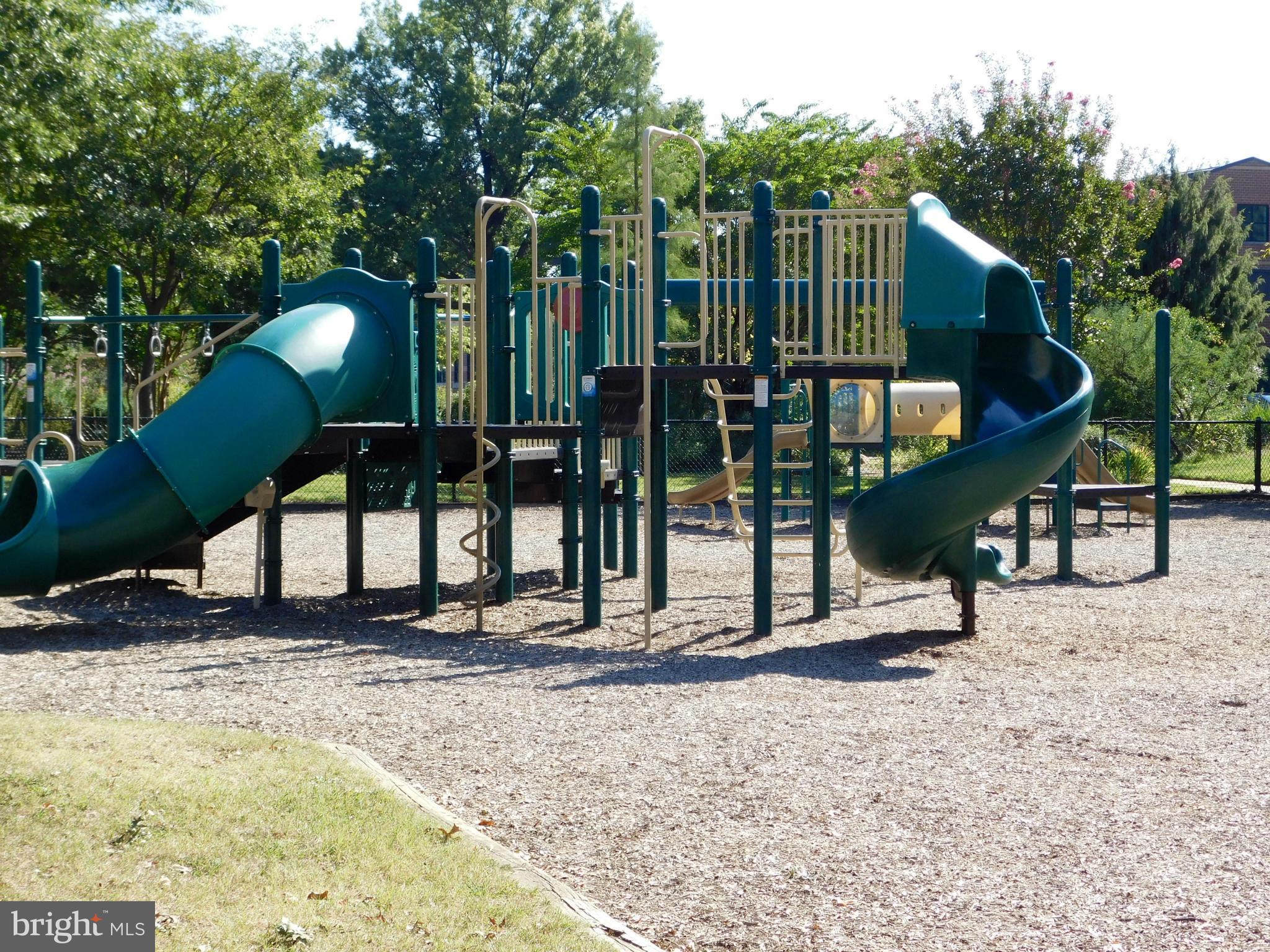 RIVER TERRACE - Residential