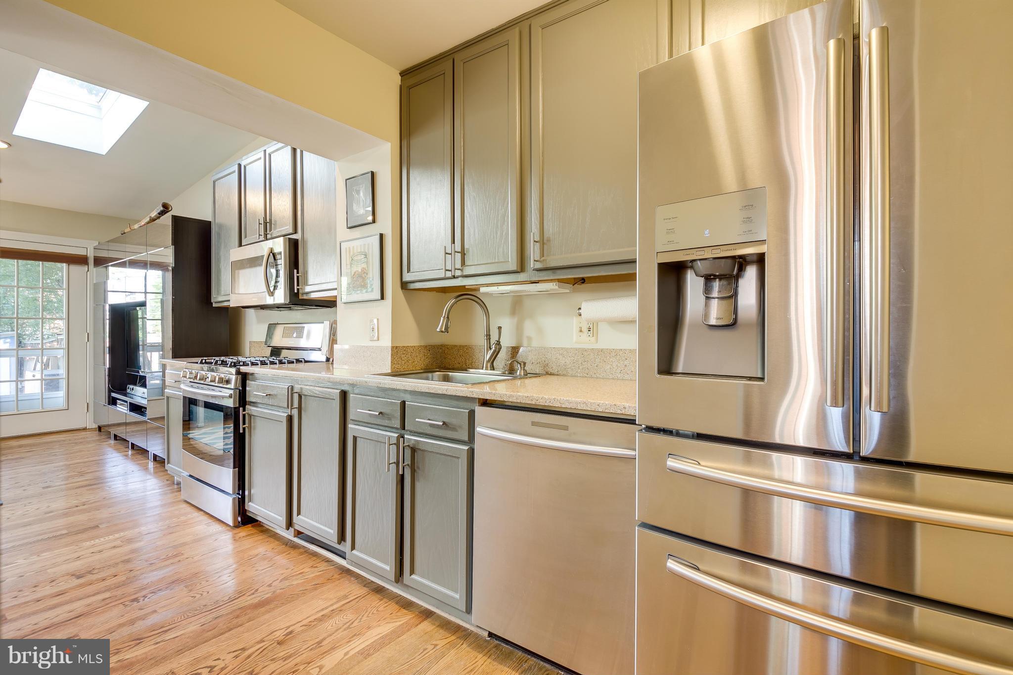 RIVER TERRACE - Residential