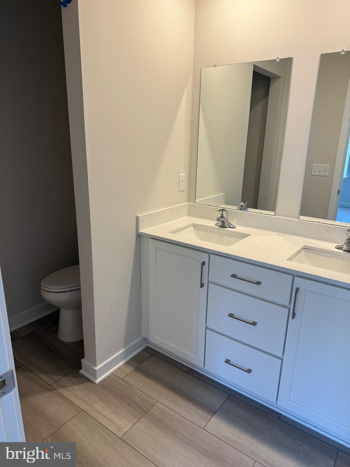 RIVER POINTE - Residential Lease