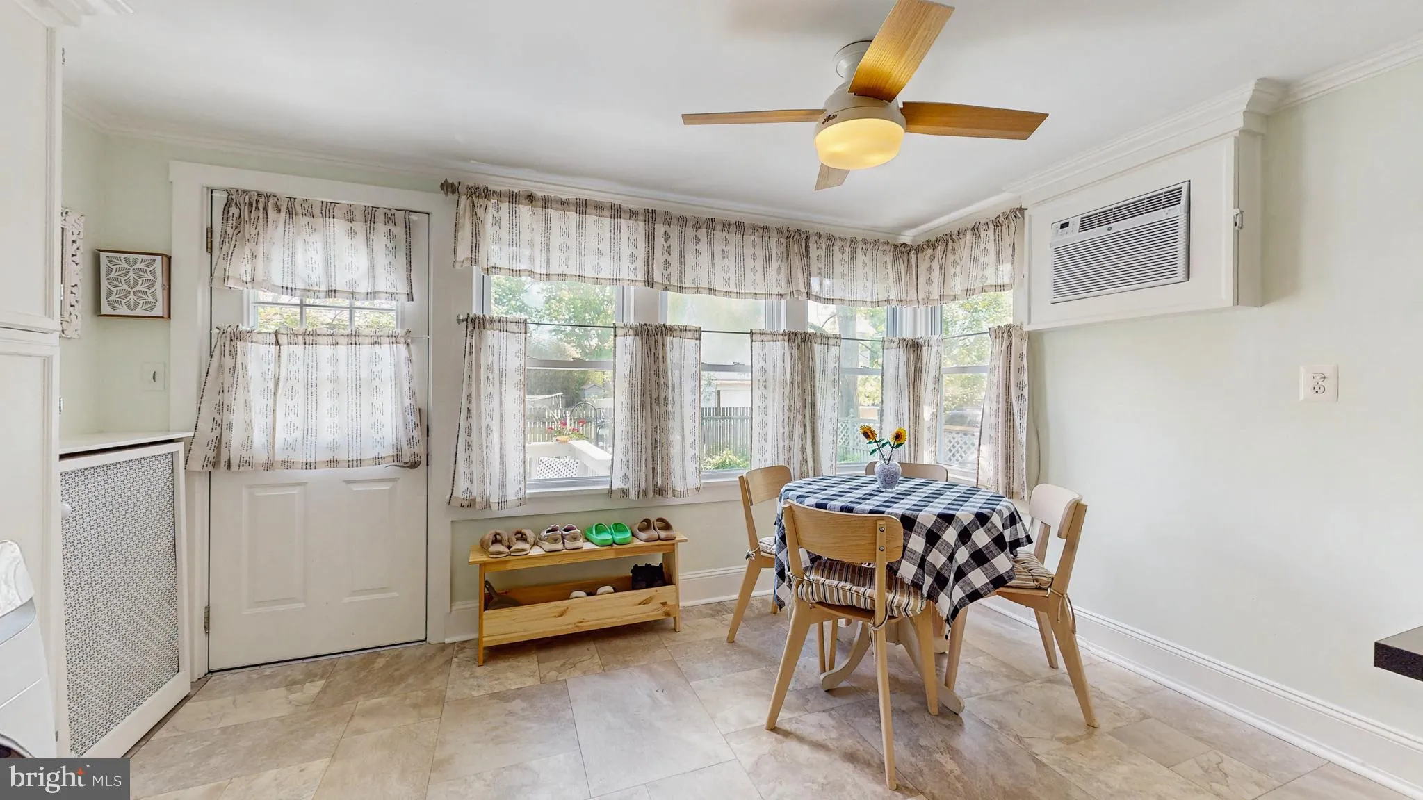 Hightstown, New Jersey 08520, United States, 4 Bedrooms Bedrooms, ,3 BathroomsBathrooms,Residential,Coming Soon,111609