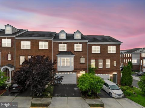 Photo of 20837 Houseman Terrace, ASHBURN, VA 20148 (MLS # VALO2130594)