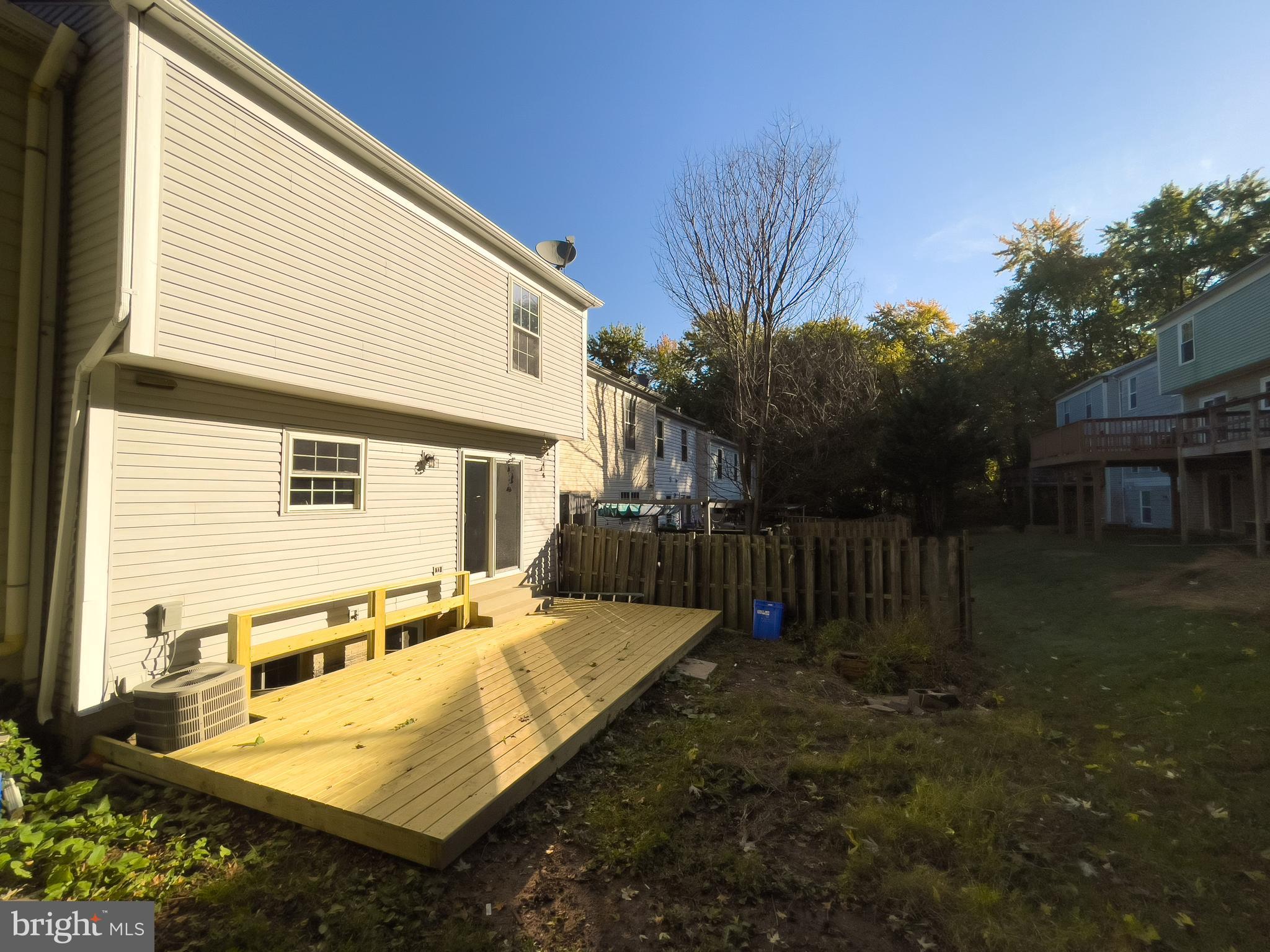 CHURCHILL TOWN - Residential Lease