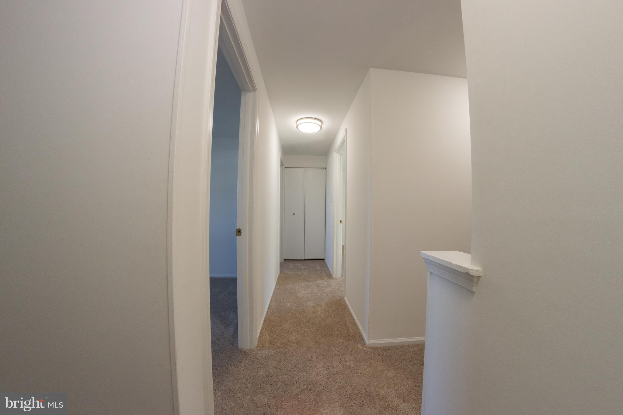 CHURCHILL TOWN - Residential Lease