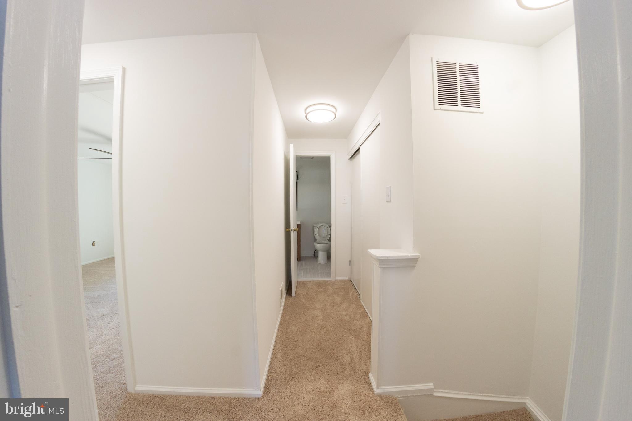 CHURCHILL TOWN - Residential Lease