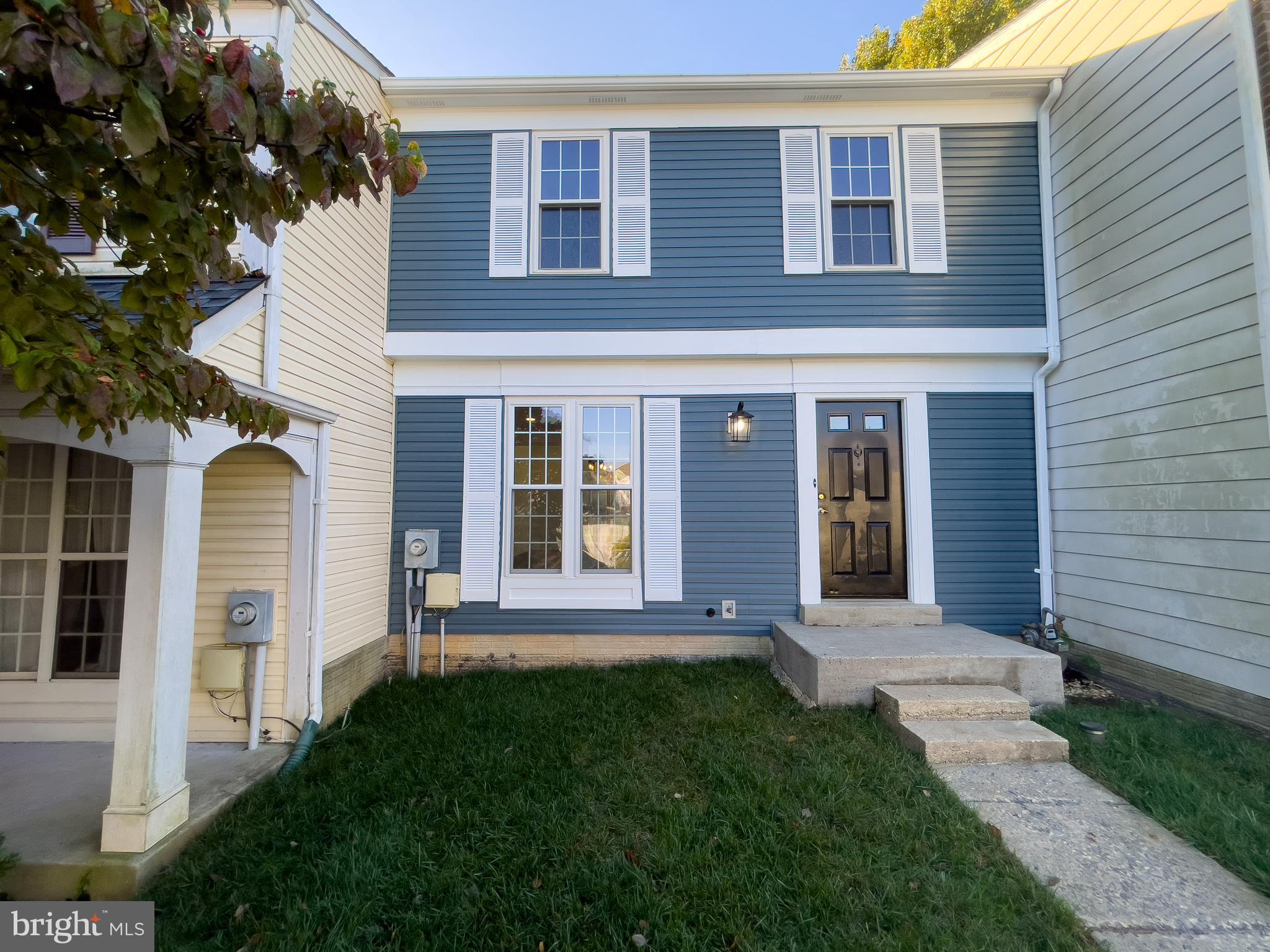 CHURCHILL TOWN - Residential Lease