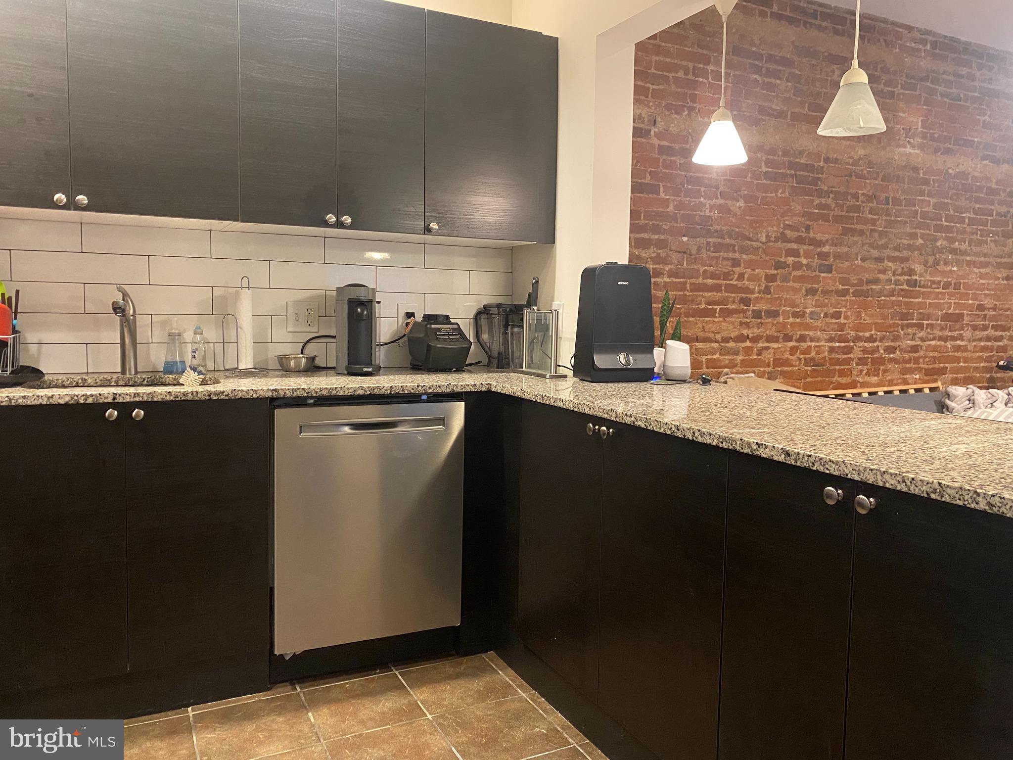 WASHINGTON SQ WEST - Residential Lease