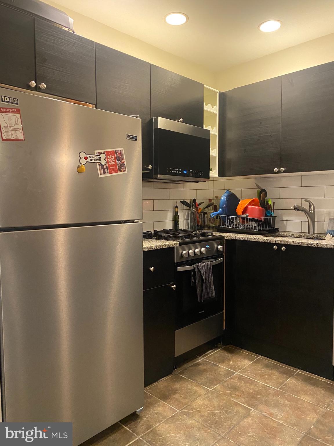 WASHINGTON SQ WEST - Residential Lease