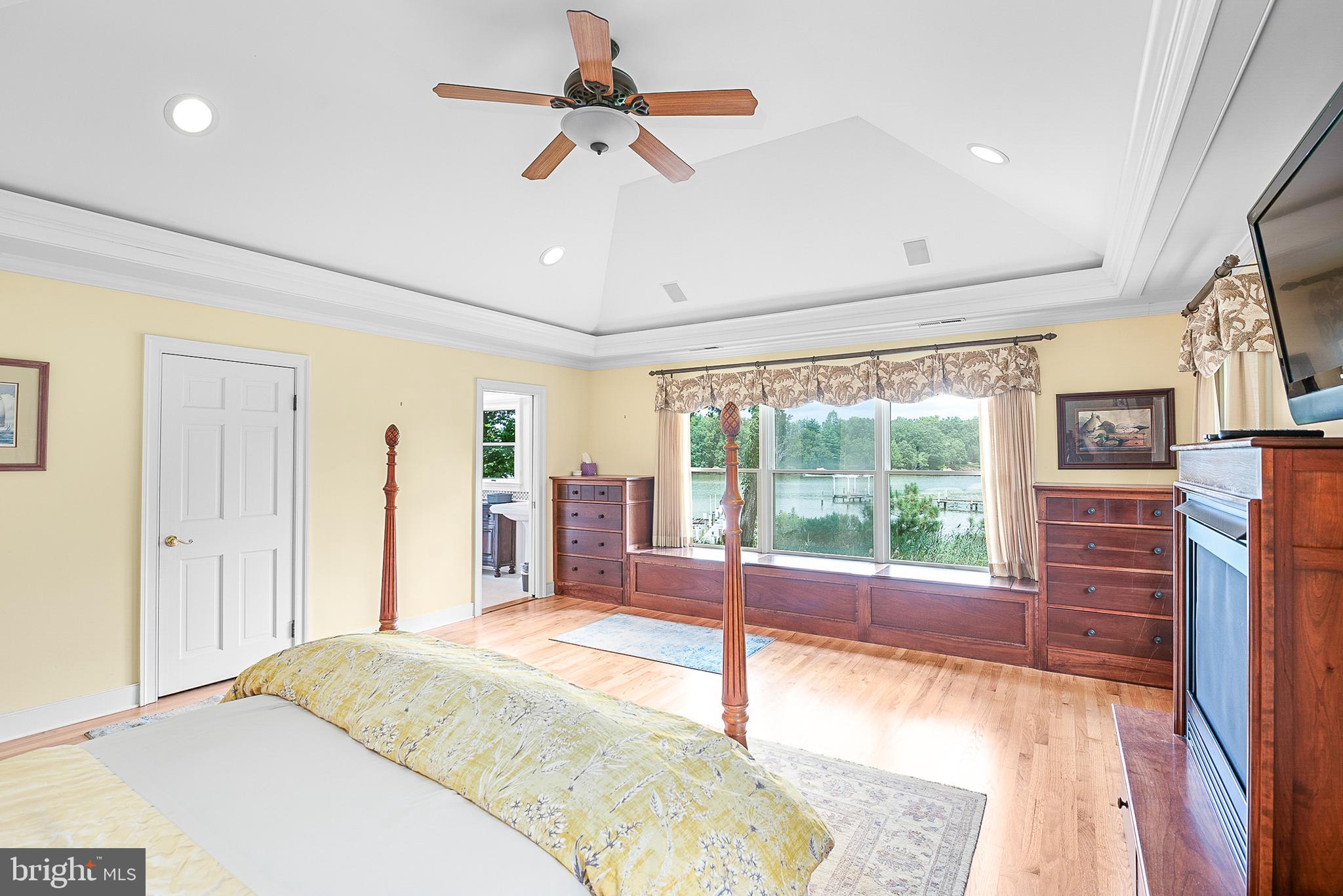 WOODLAND FARMS - Residential