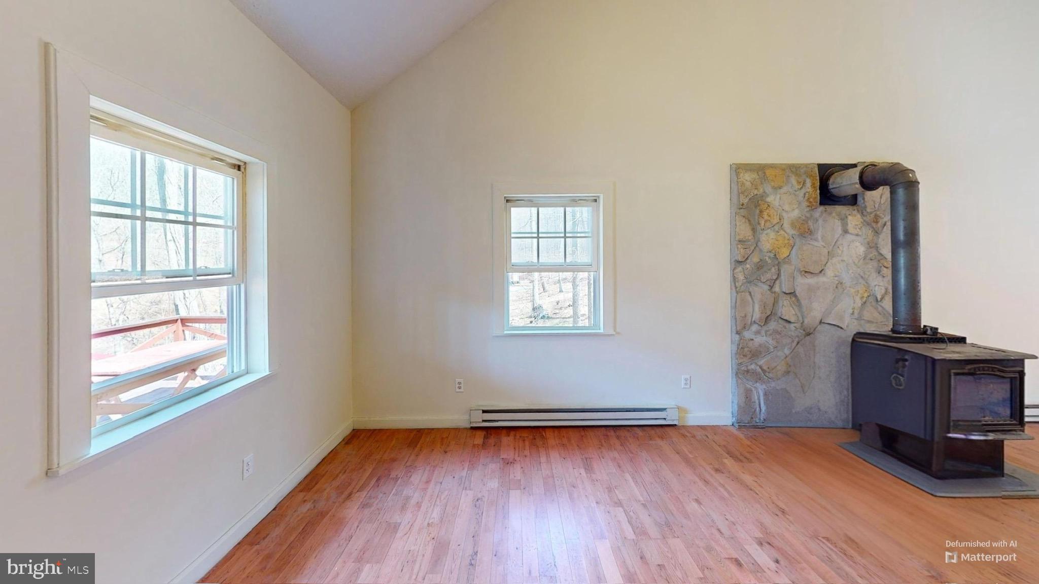 HIGH KNOB/OLD FIELDS - Residential