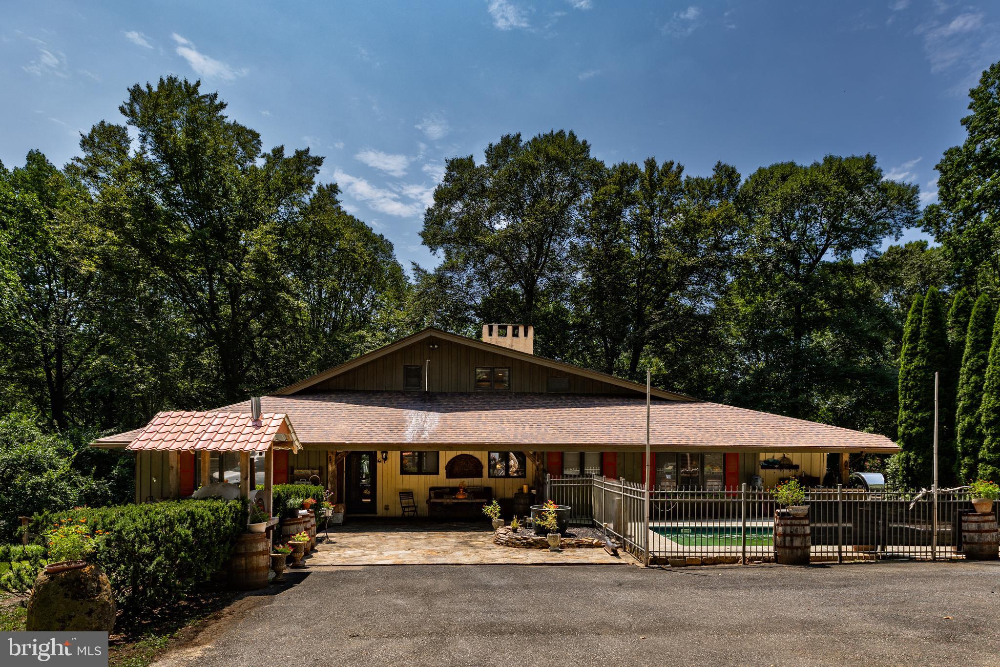 308 BUTTONWOOD ROAD