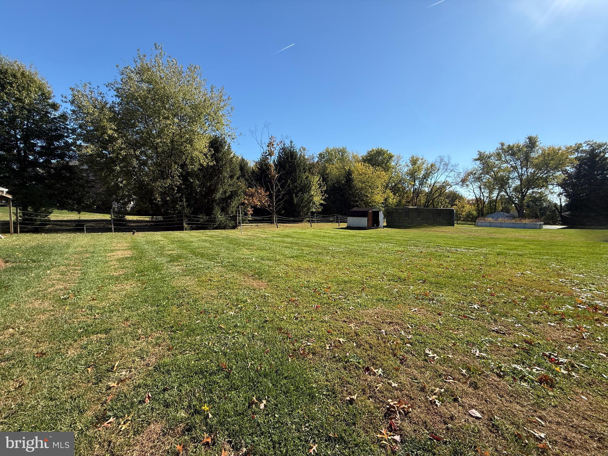 420 N LEWIS ROAD