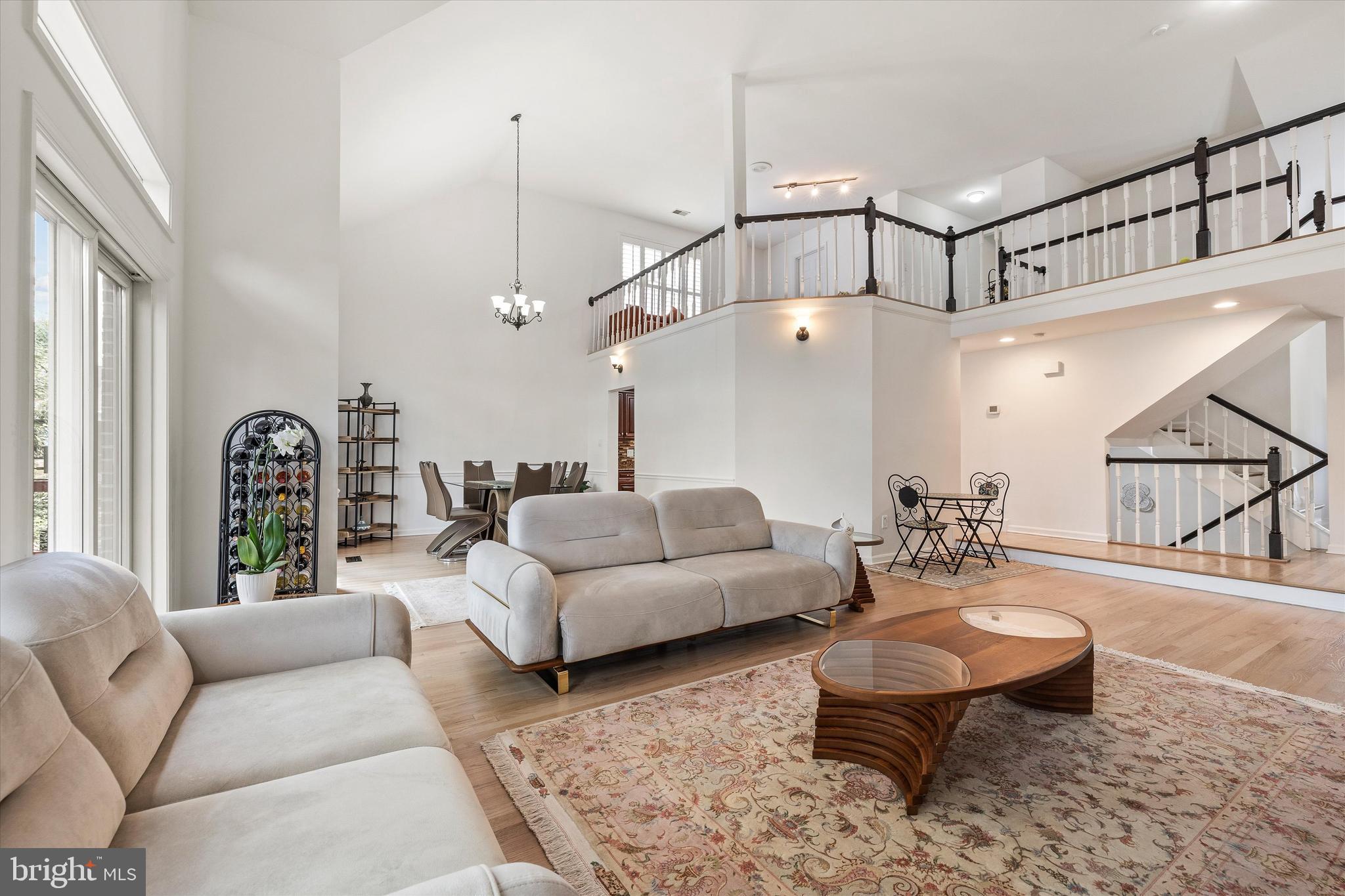 3405 SILVER MAPLE PLACE
