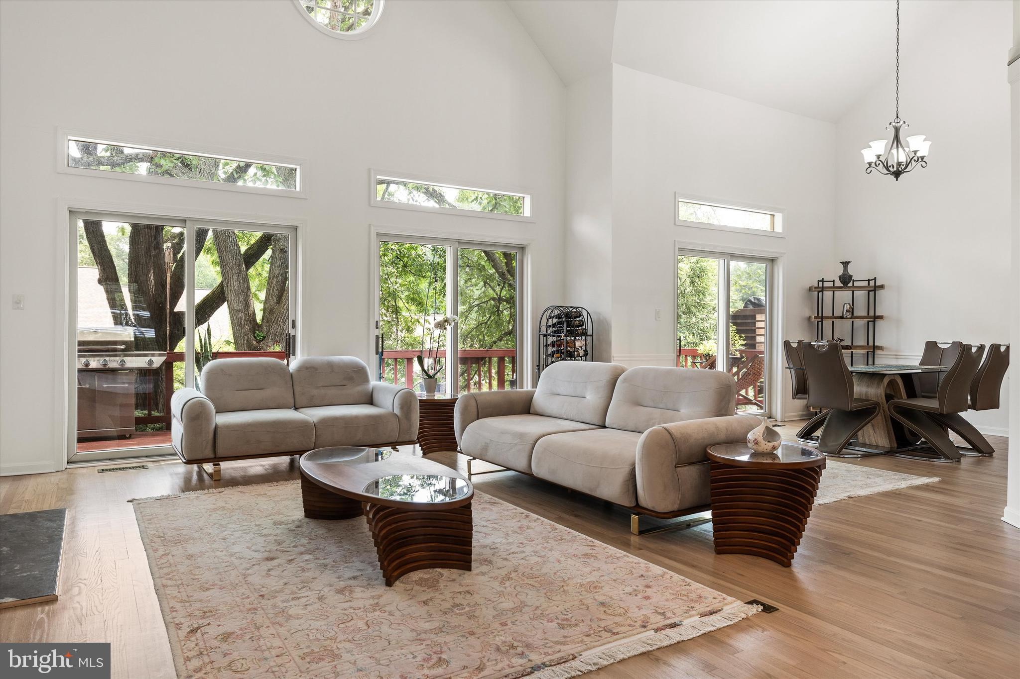 3405 SILVER MAPLE PLACE