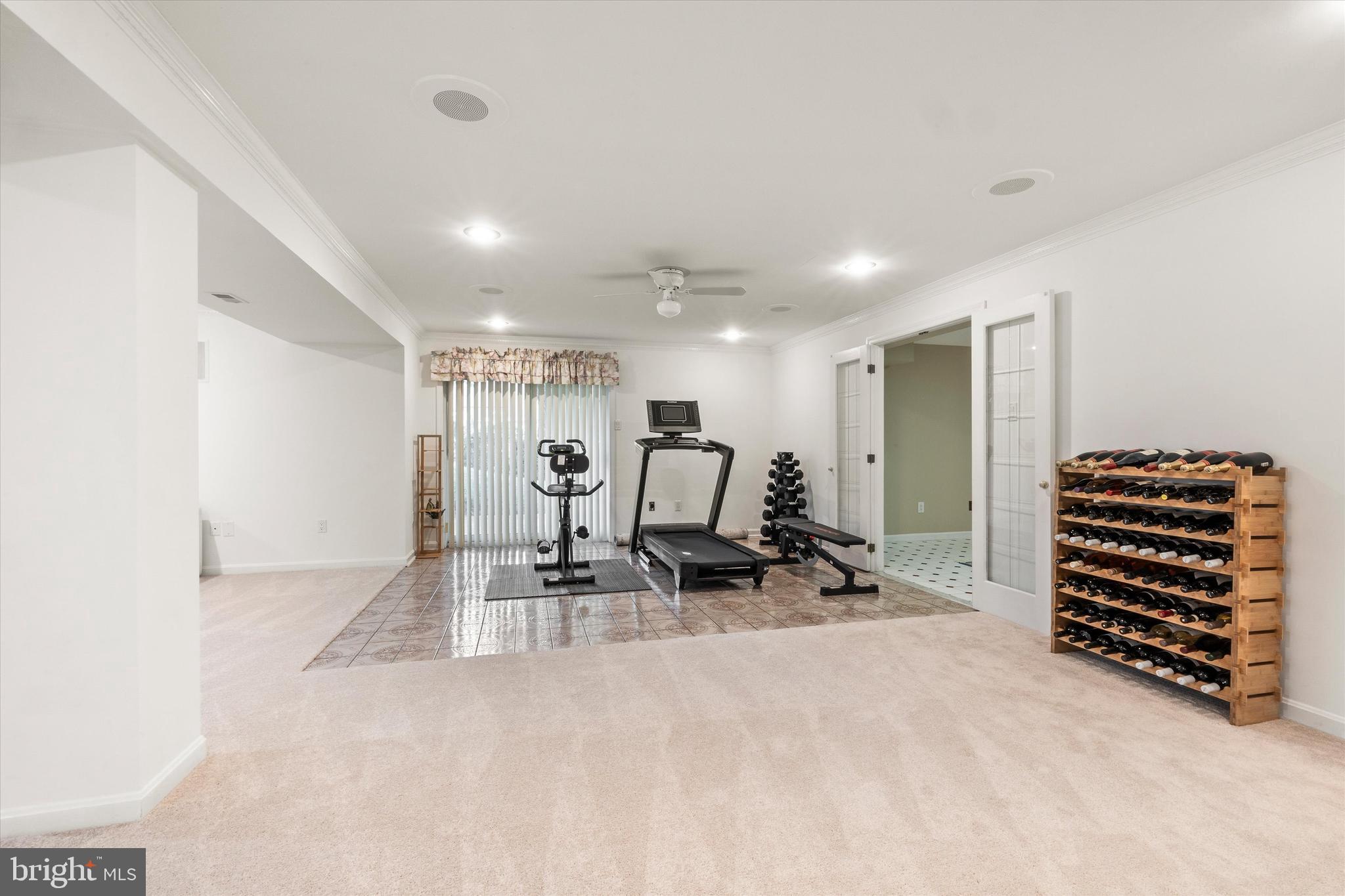 WALNUT HILL - Residential