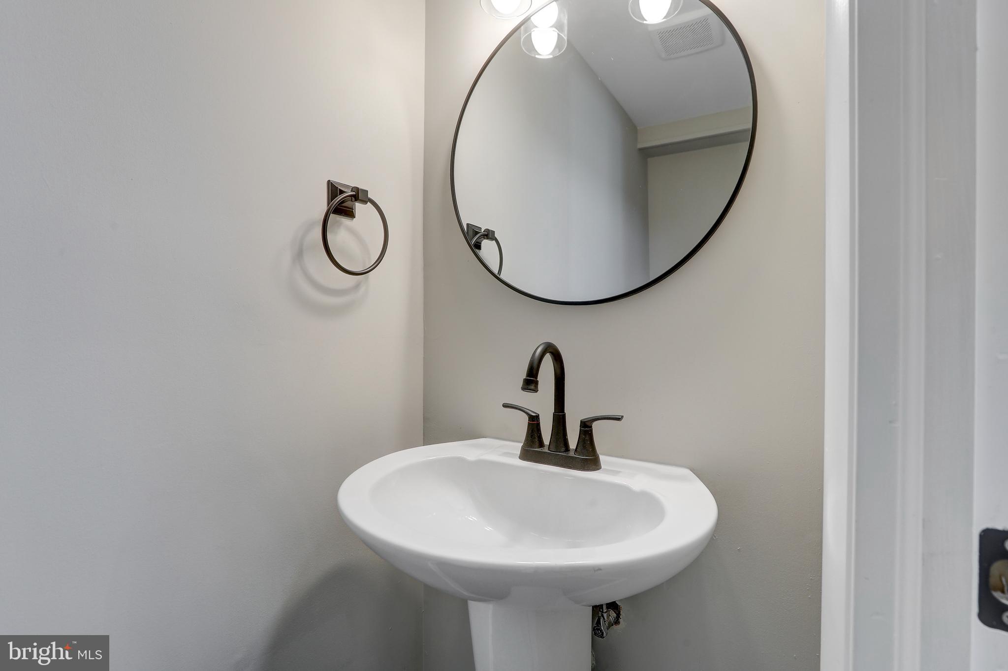 HARBOUR OAKS - Residential