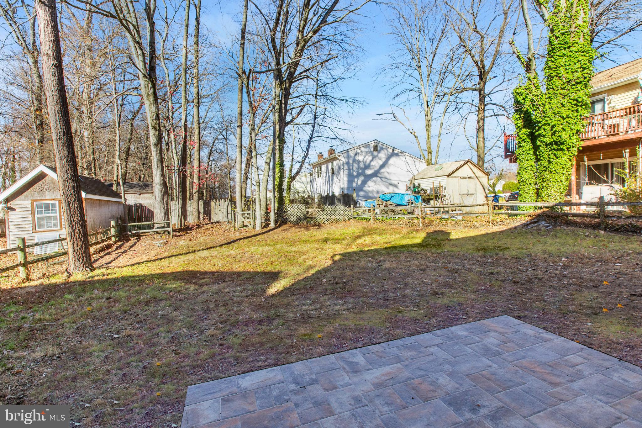 HARBOUR OAKS - Residential