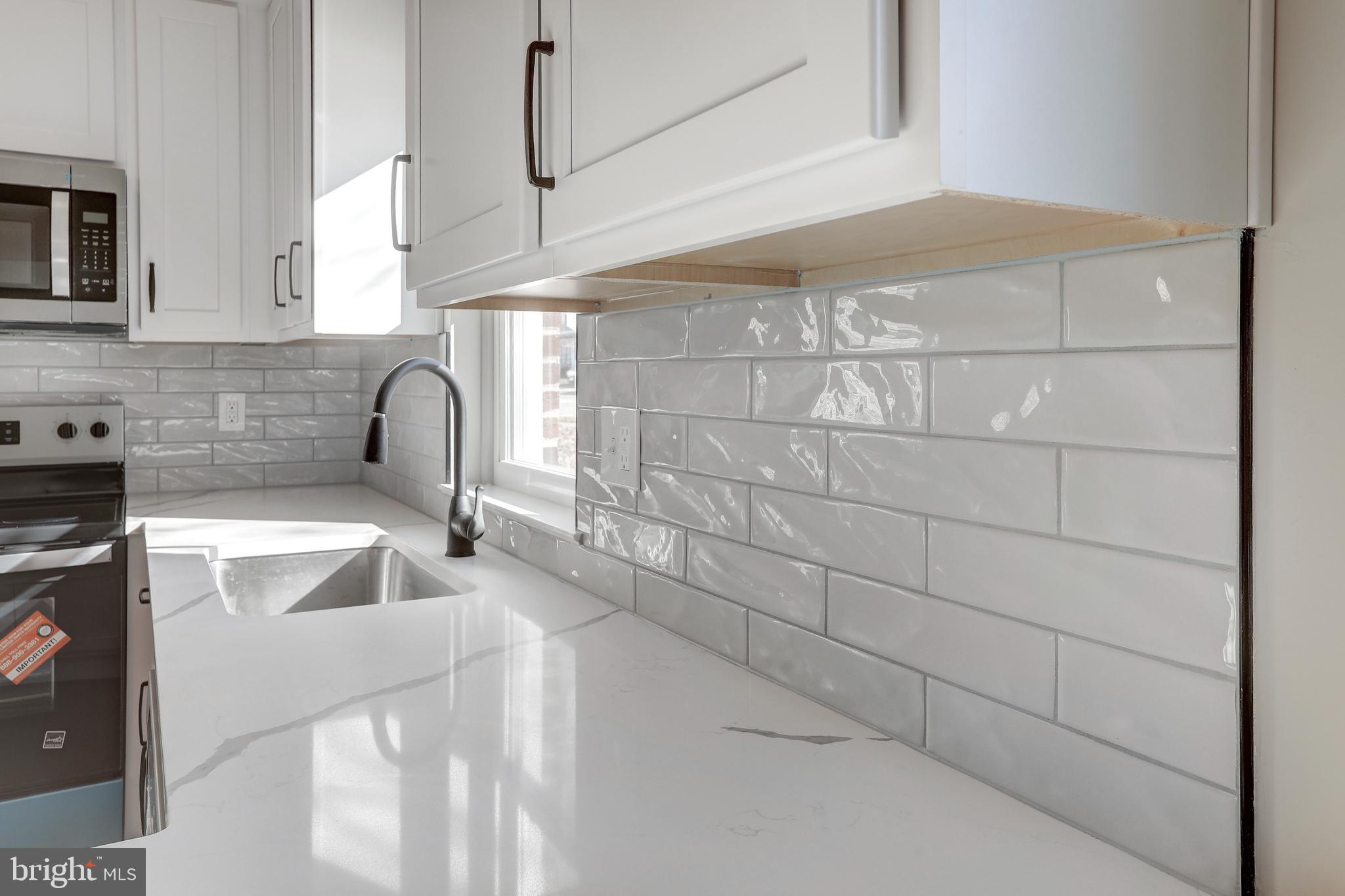 HARBOUR OAKS - Residential