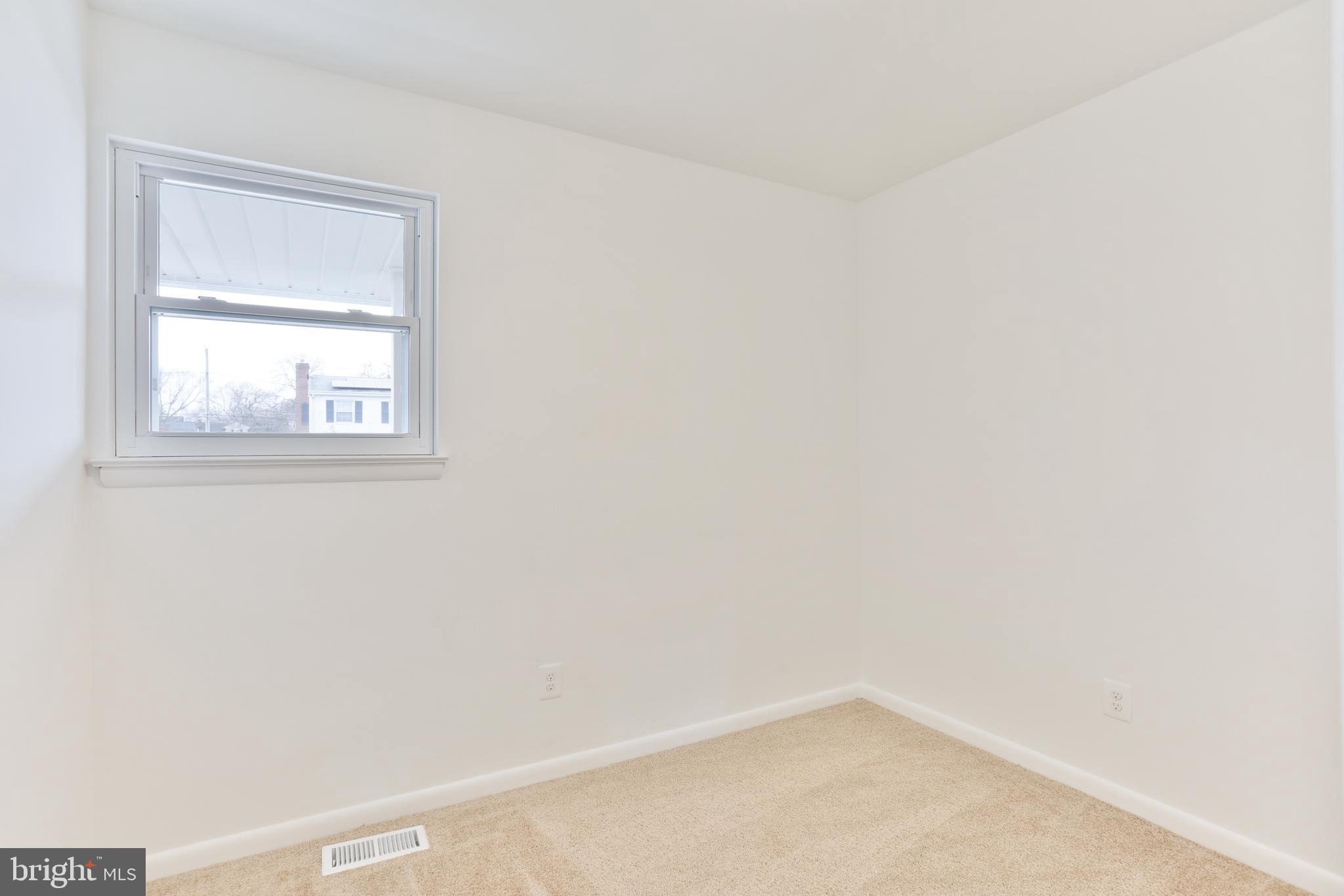 PERRY HALL ESTATES - Residential