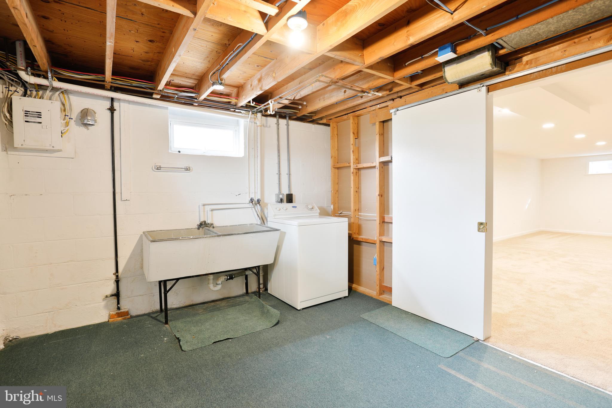 PERRY HALL ESTATES - Residential