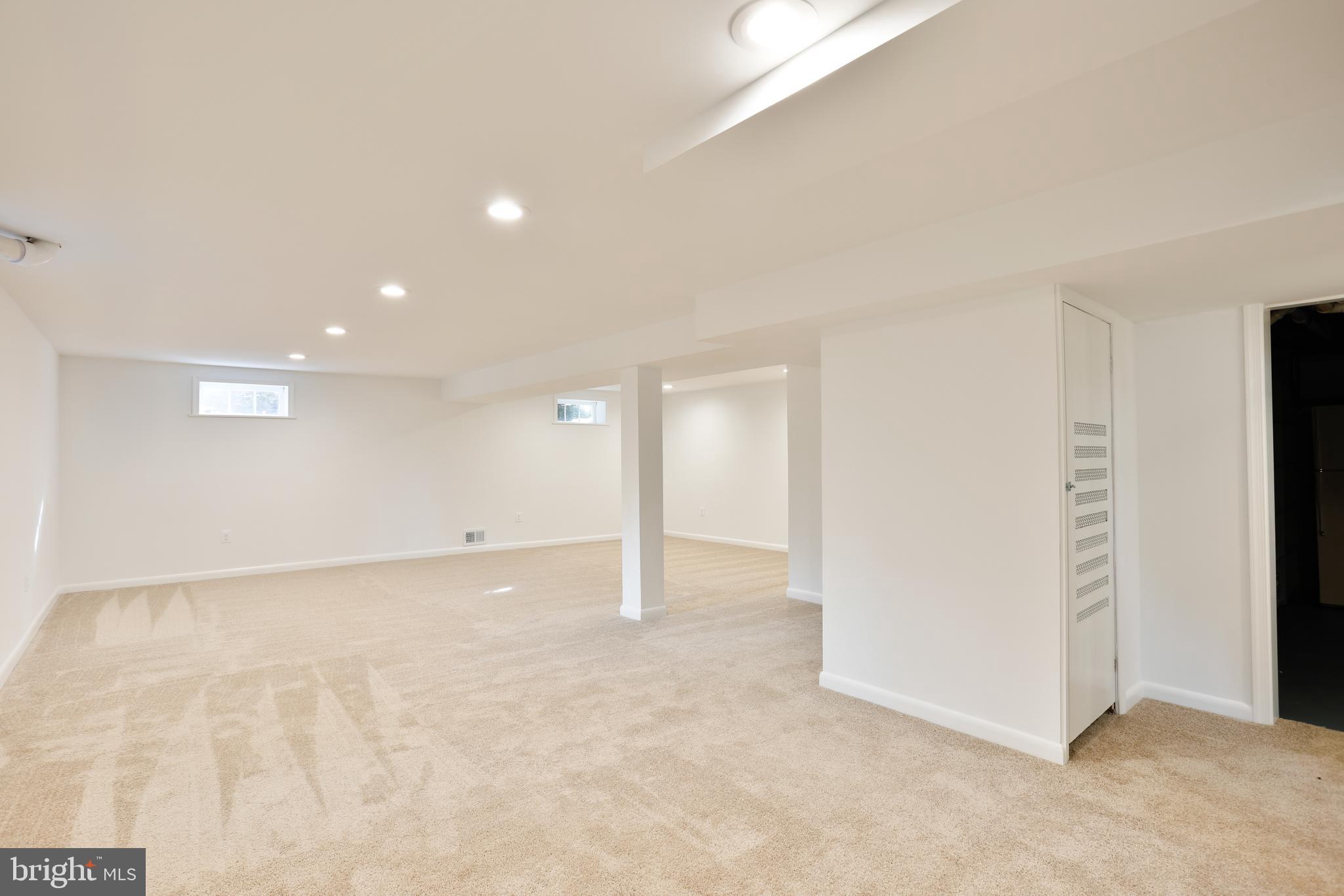 PERRY HALL ESTATES - Residential