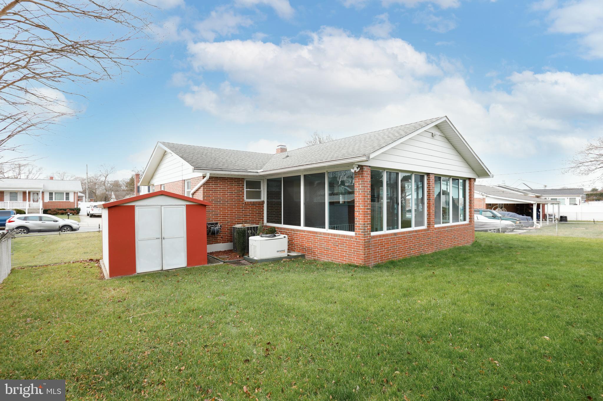 PERRY HALL ESTATES - Residential