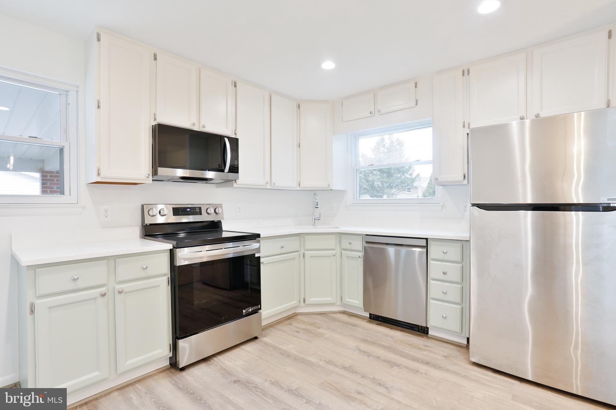 PERRY HALL ESTATES - Residential