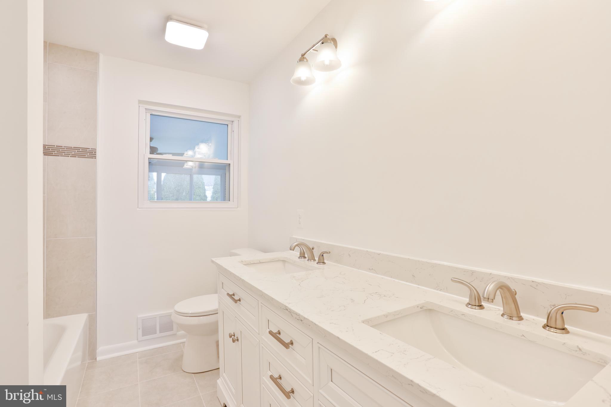 PERRY HALL ESTATES - Residential