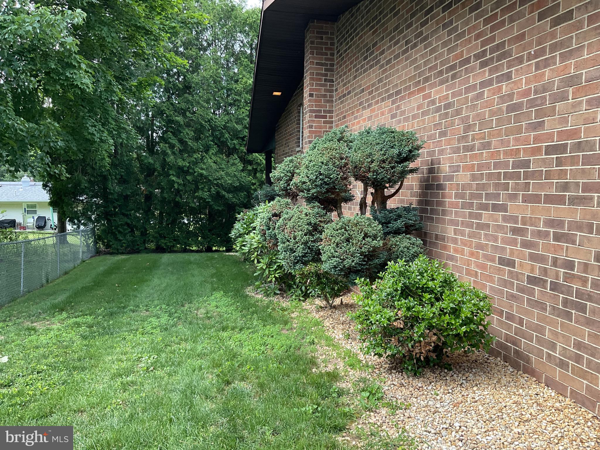 320 S THIRD STREET