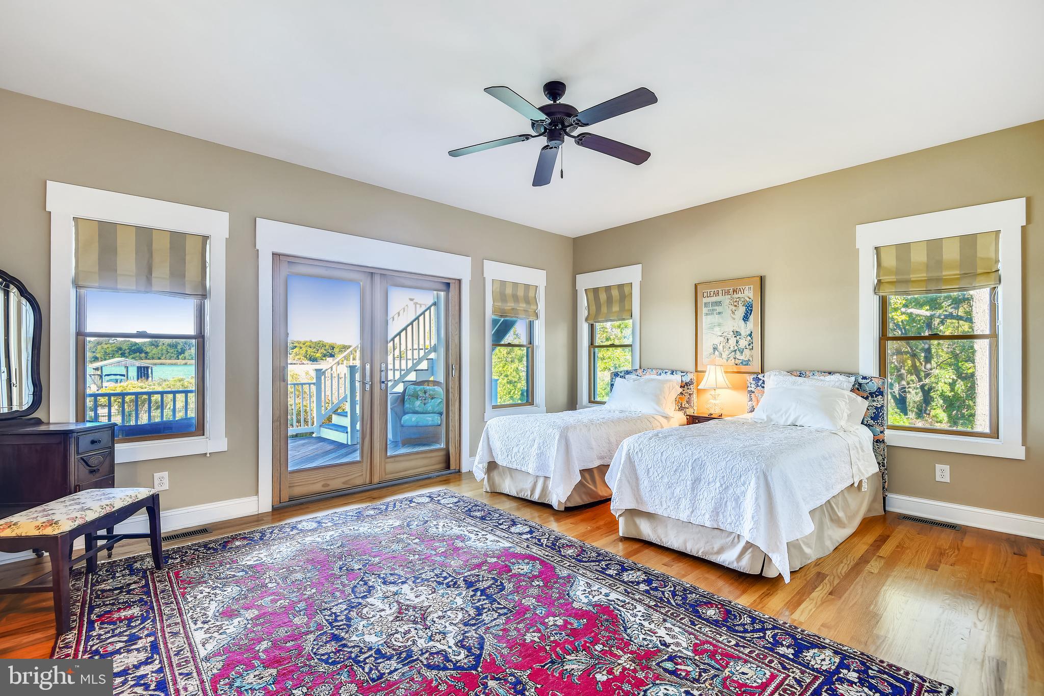 ARUNDEL ON THE BAY - Residential