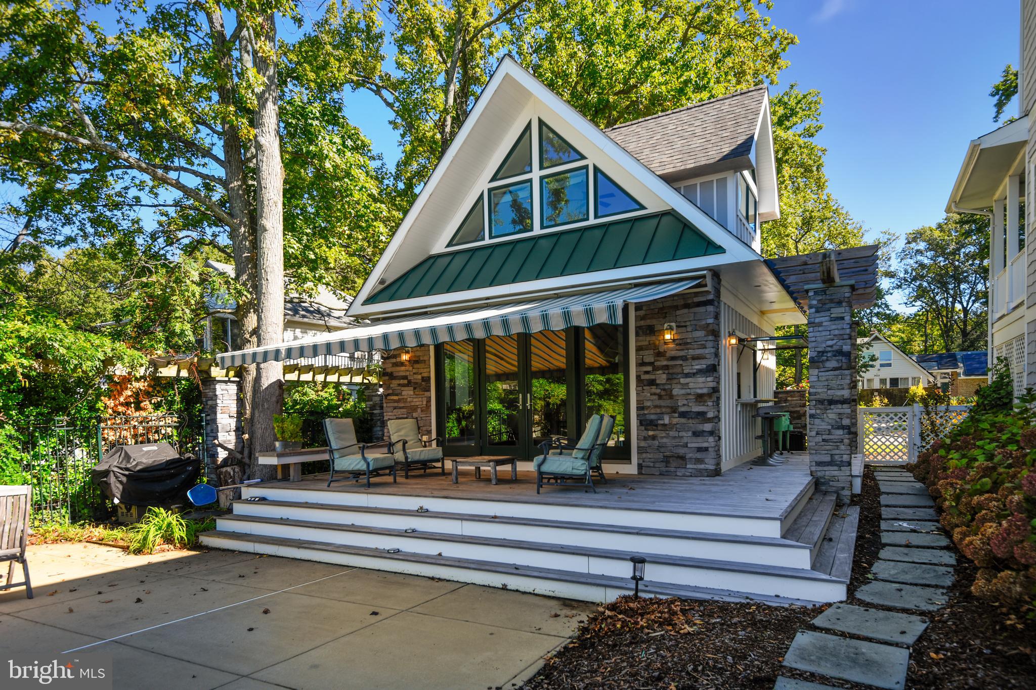 ARUNDEL ON THE BAY - Residential