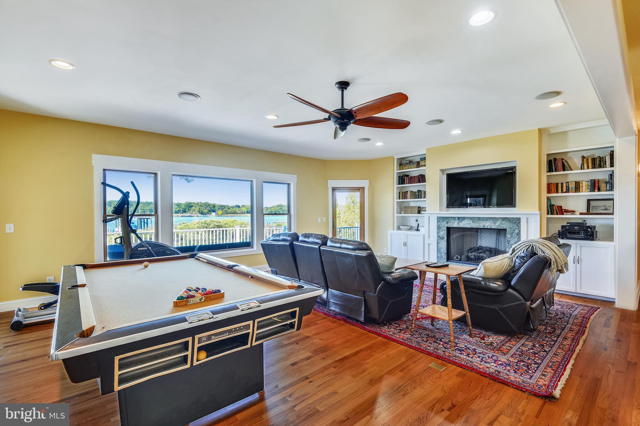 ARUNDEL ON THE BAY - Residential