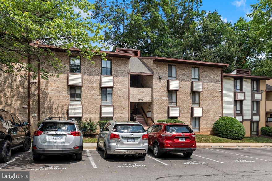 Great ground level 2 Bedroom 2 Full baths. Generous sized rooms. Master bedroom has walk in closet and full bath. 2nd Bedroom is spacious with a full bath in the hall. Freshly painted floor to ceiling and all new carpets. Big open living space and dining area.  Has an extra storage room in the building. One reserved space in front of the Complex and 1 permit for guest parking. Guest parking also available on the street. Reston amenities included in the HOA - Pools, tennis courts, basketball, trails , play areas. Condo fee includes all utilities, heating, AC, electric, water,  trash.
Close to Reston Town Center, Shopping and Metro.